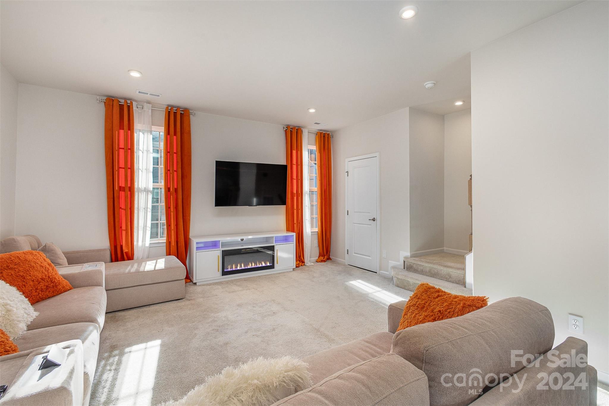 2208 Autumn Olive Lane