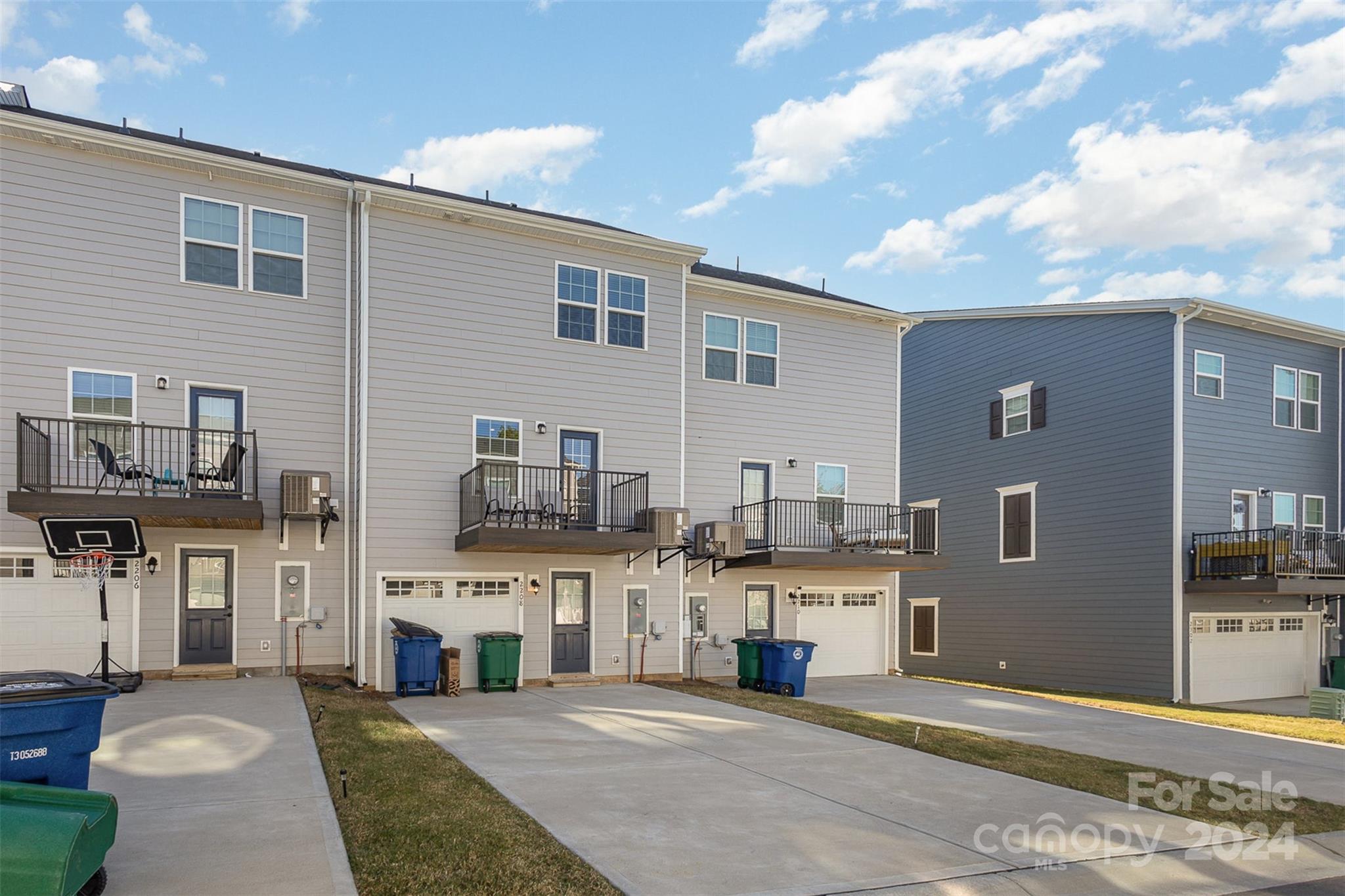 2208 Autumn Olive Lane