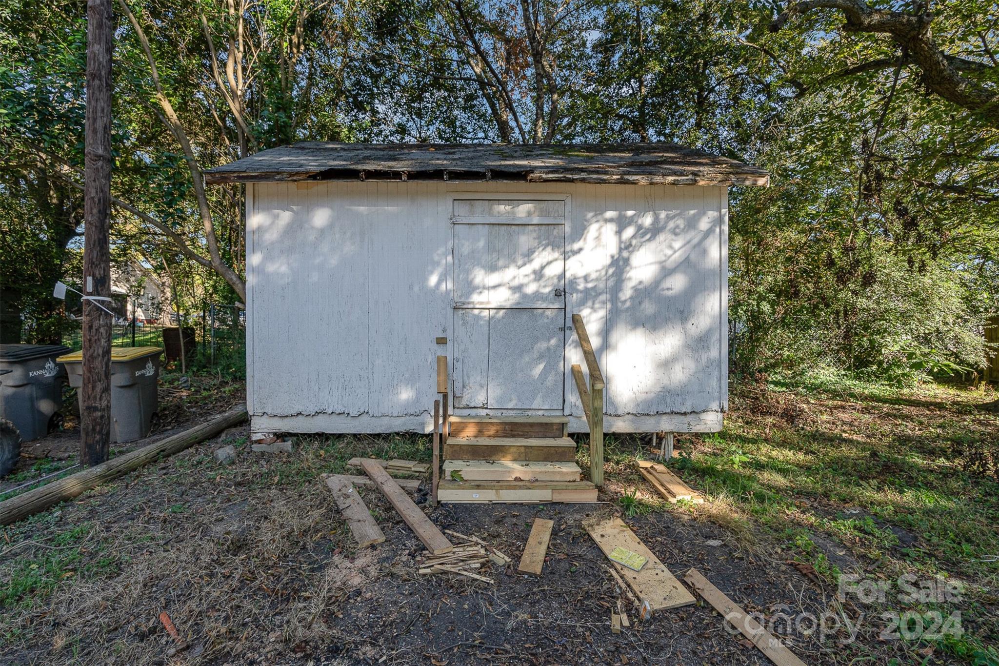 807 Klondale Avenue