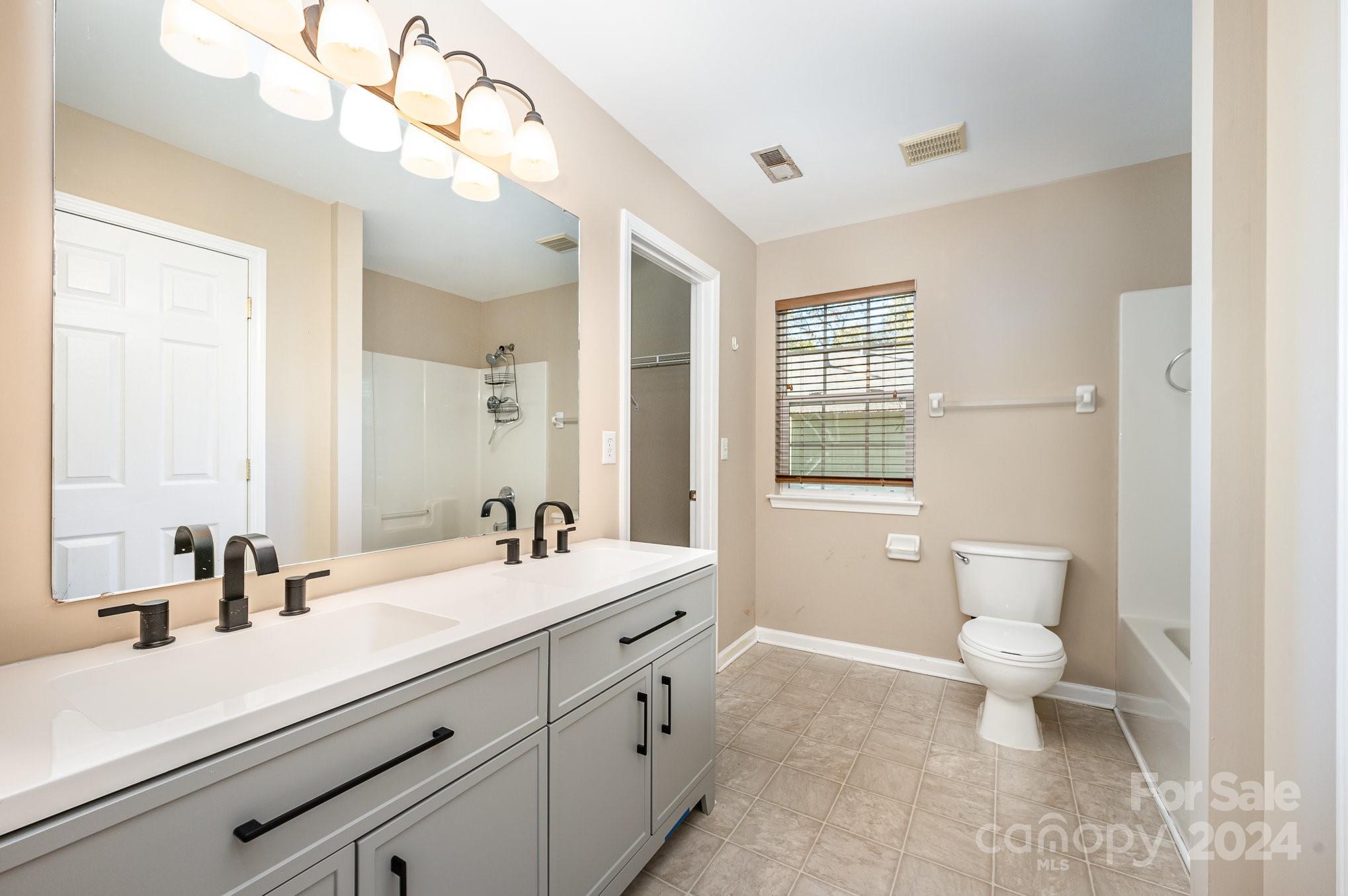 7912 Bristle Lane