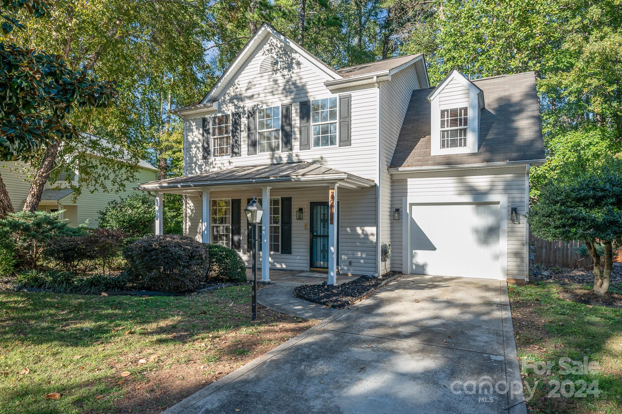 7912 Bristle Lane