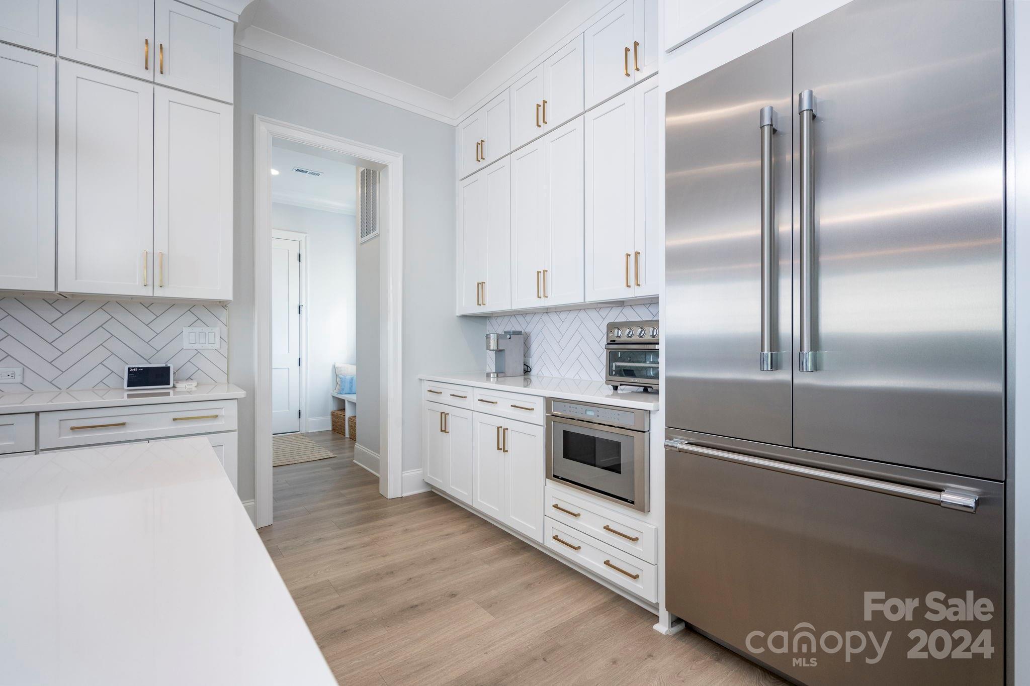 1332 Portofino Place