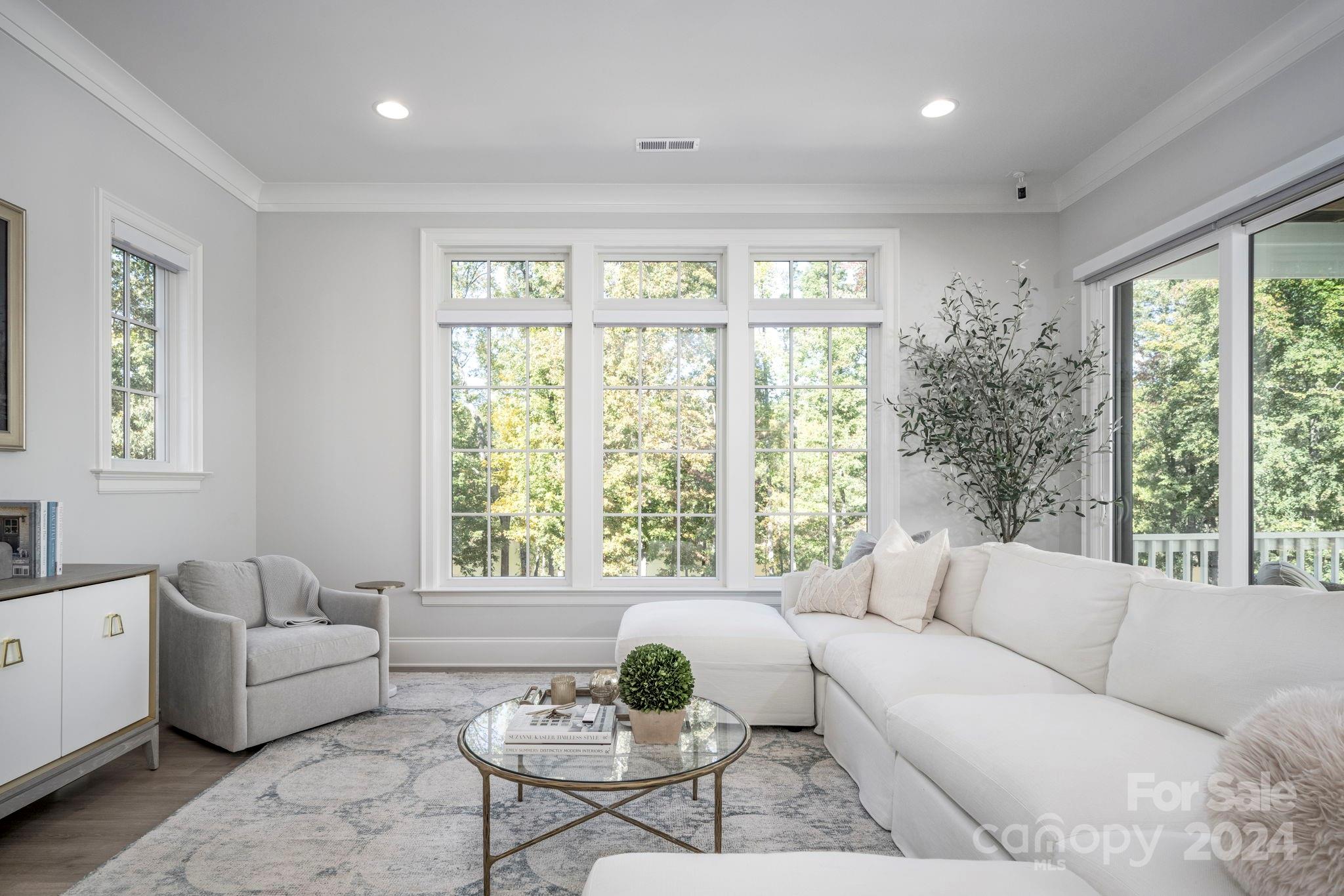 1332 Portofino Place