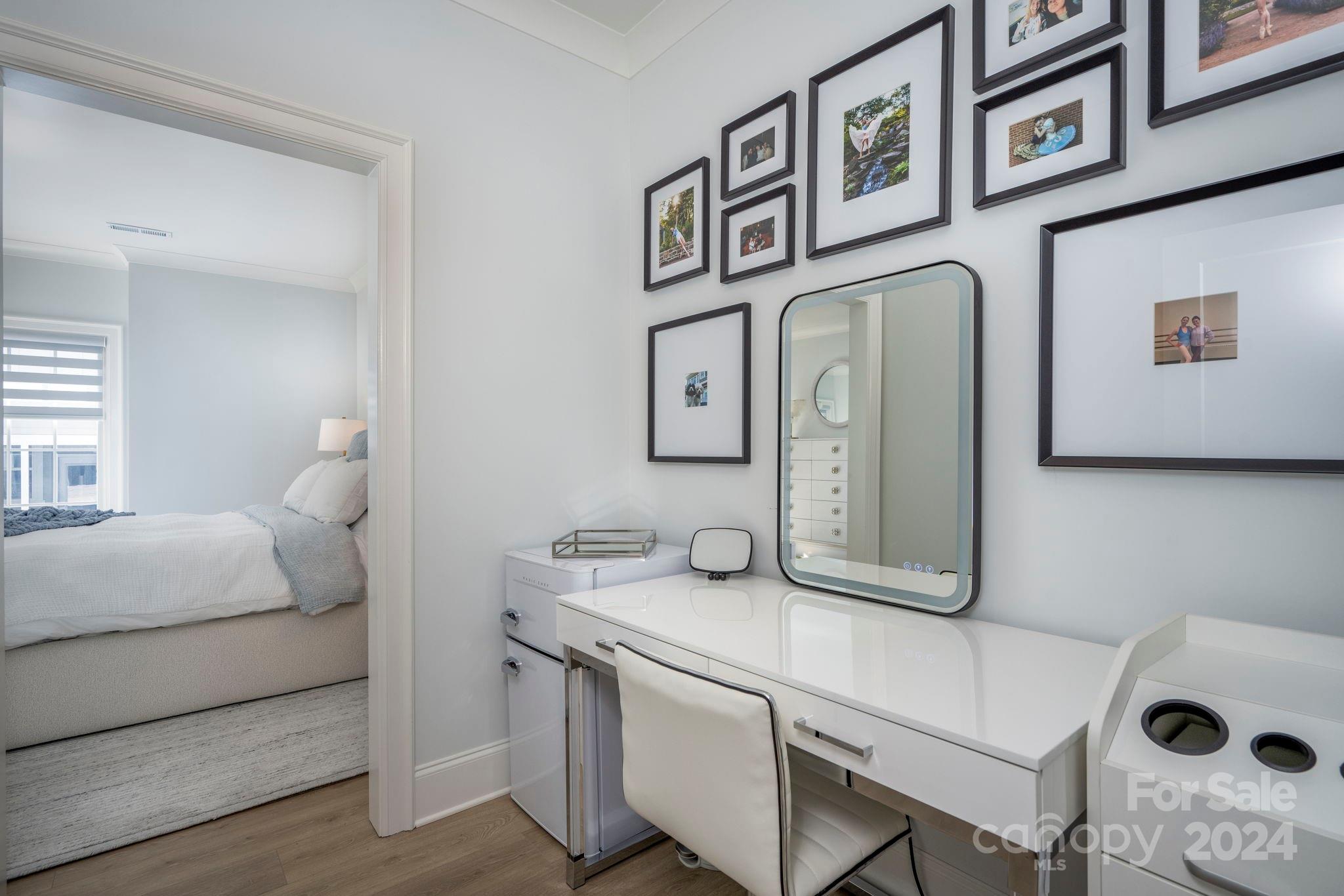 1332 Portofino Place