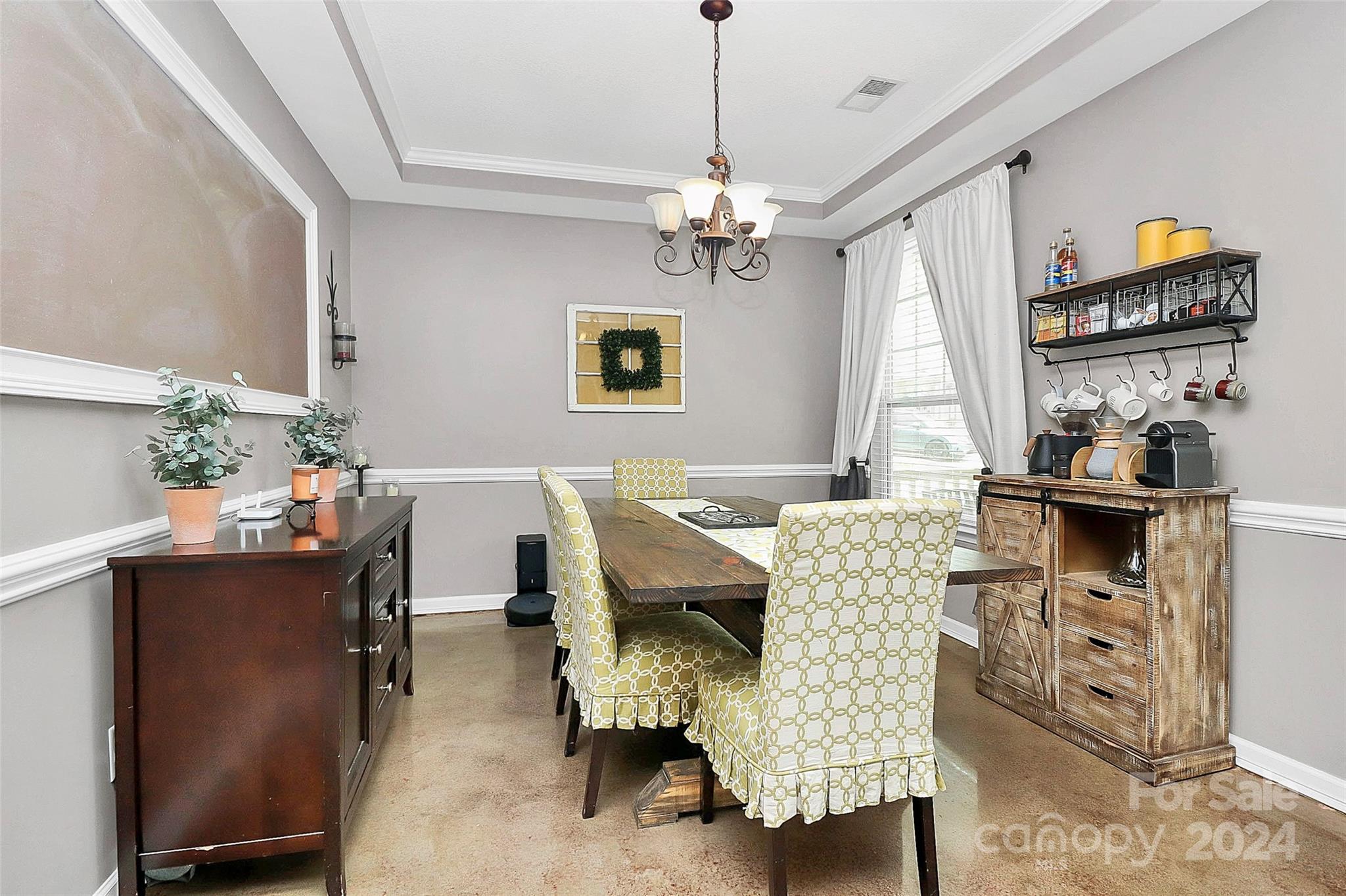 2012 Wade Hampton Circle