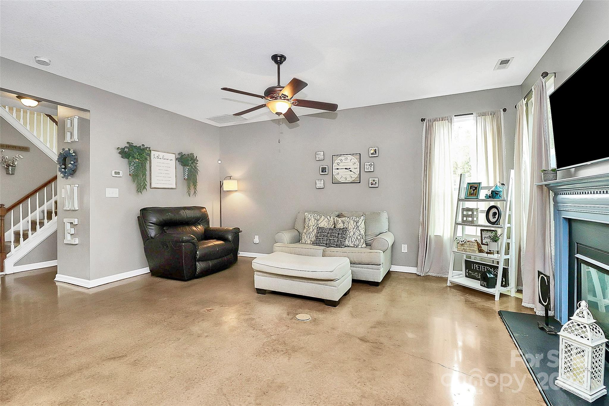 2012 Wade Hampton Circle