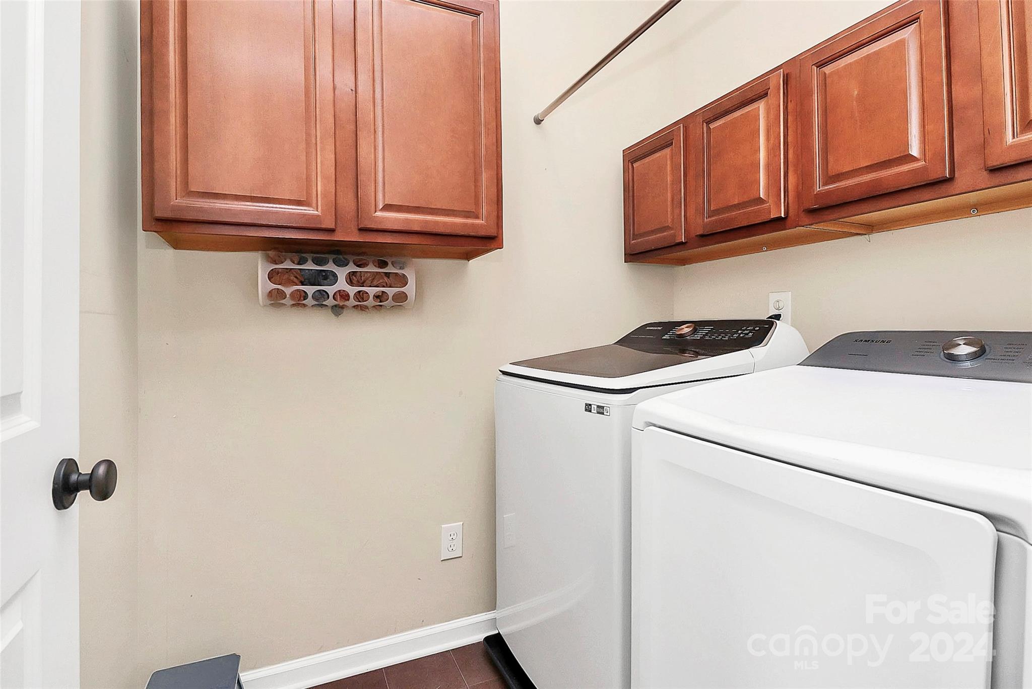 2012 Wade Hampton Circle