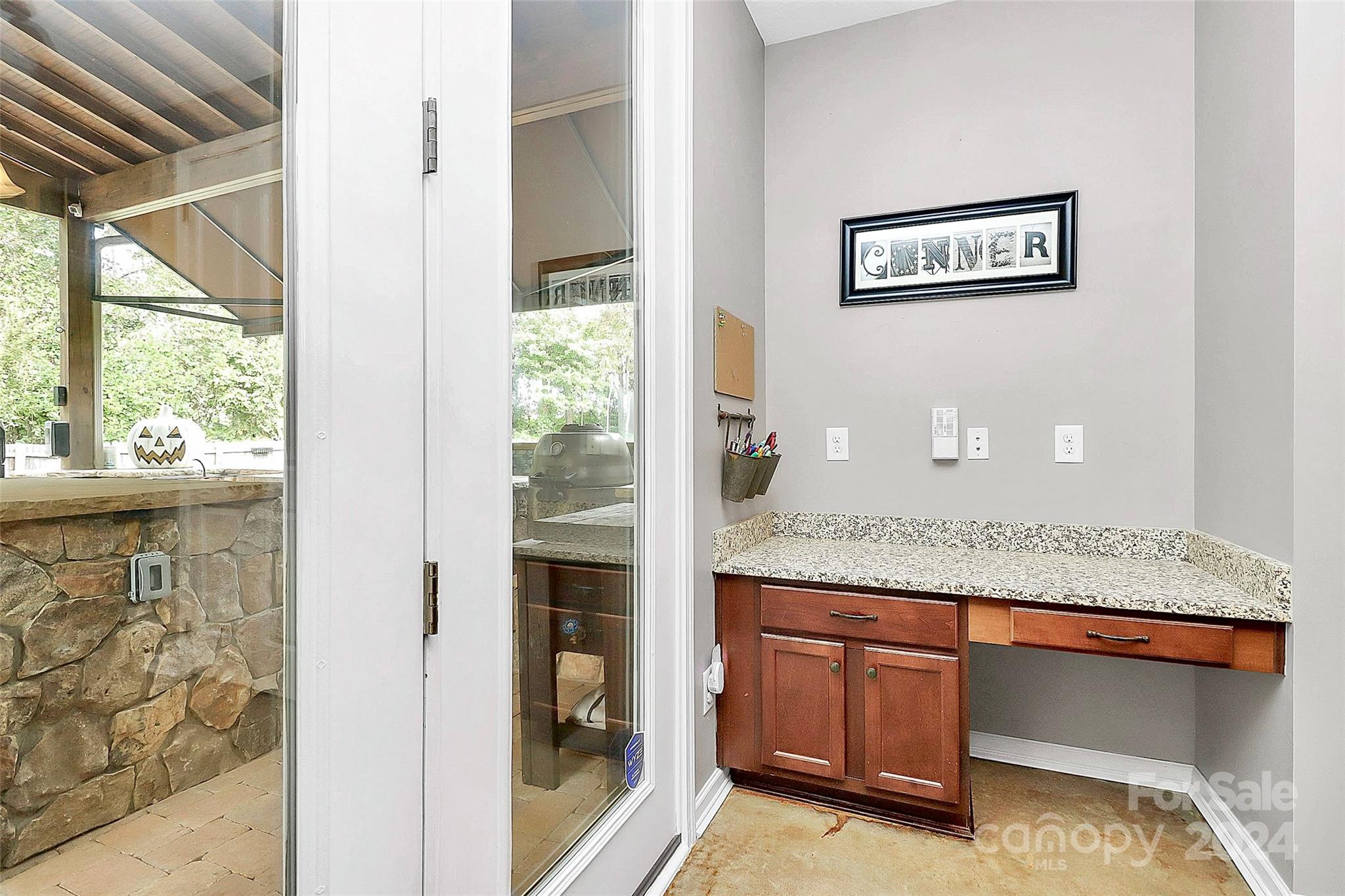 2012 Wade Hampton Circle