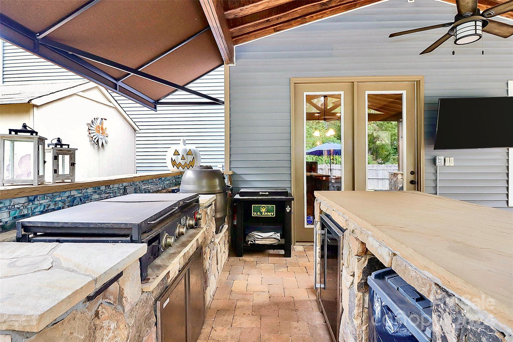 2012 Wade Hampton Circle