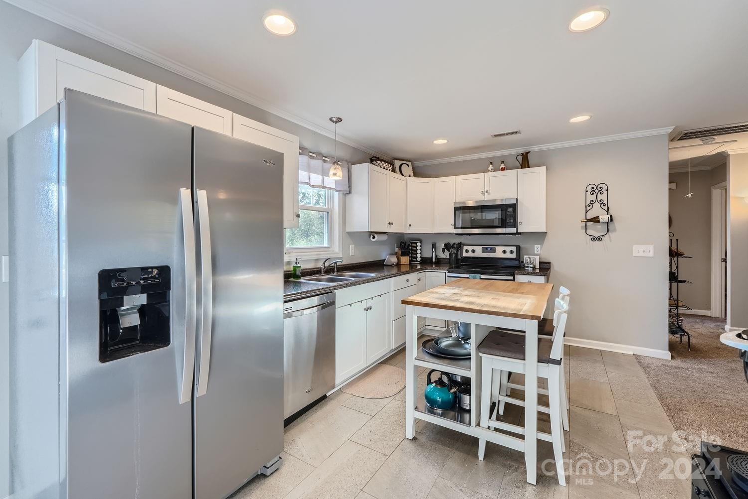 11111 Graybark Road