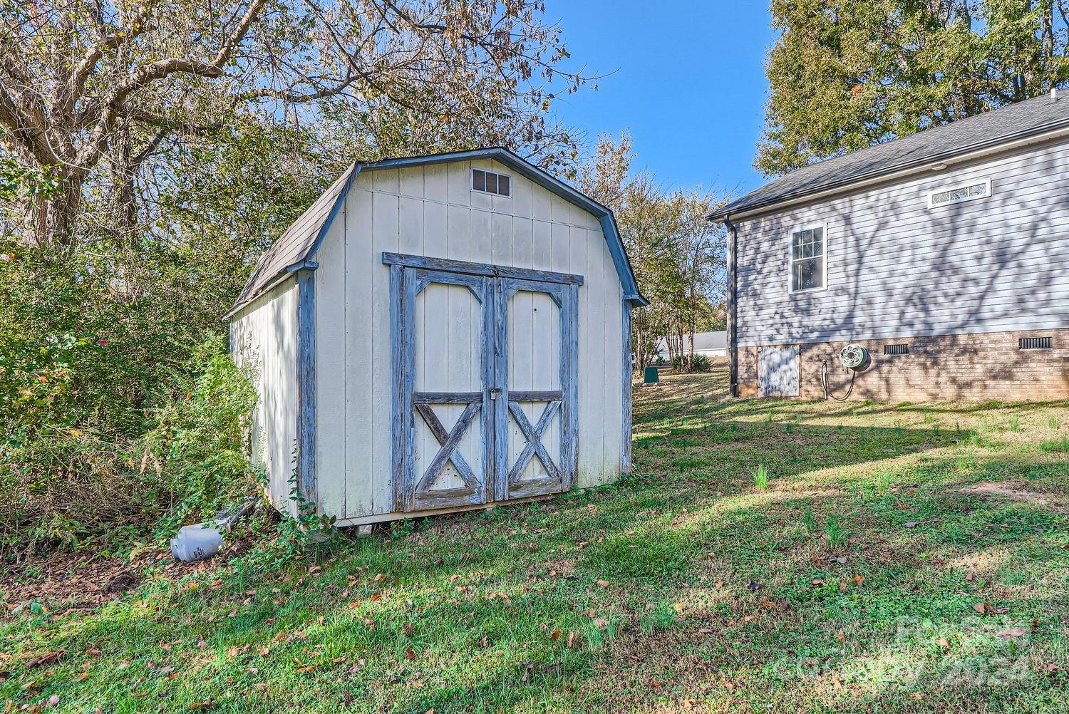11111 Graybark Road