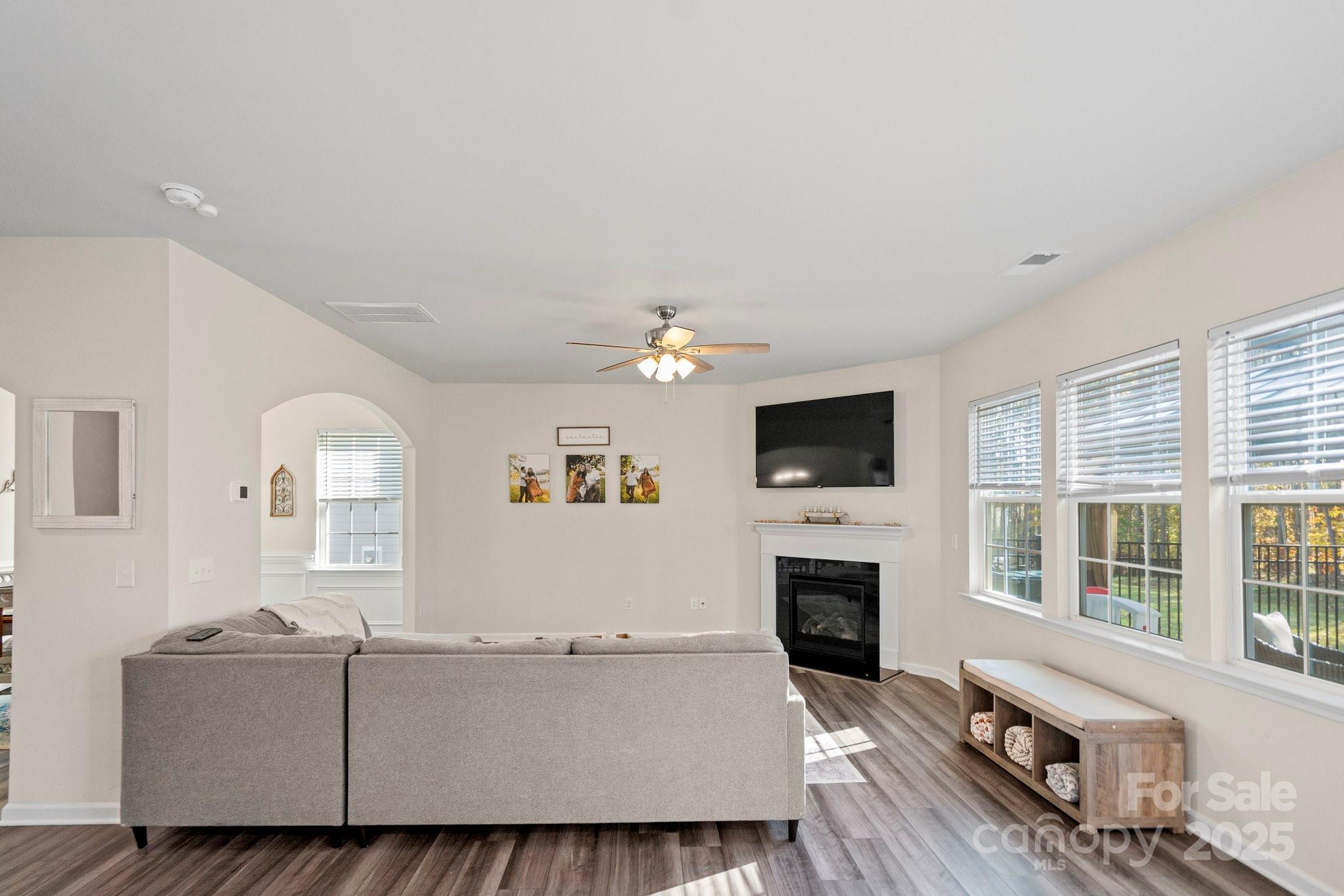 221 Tackle Box Drive