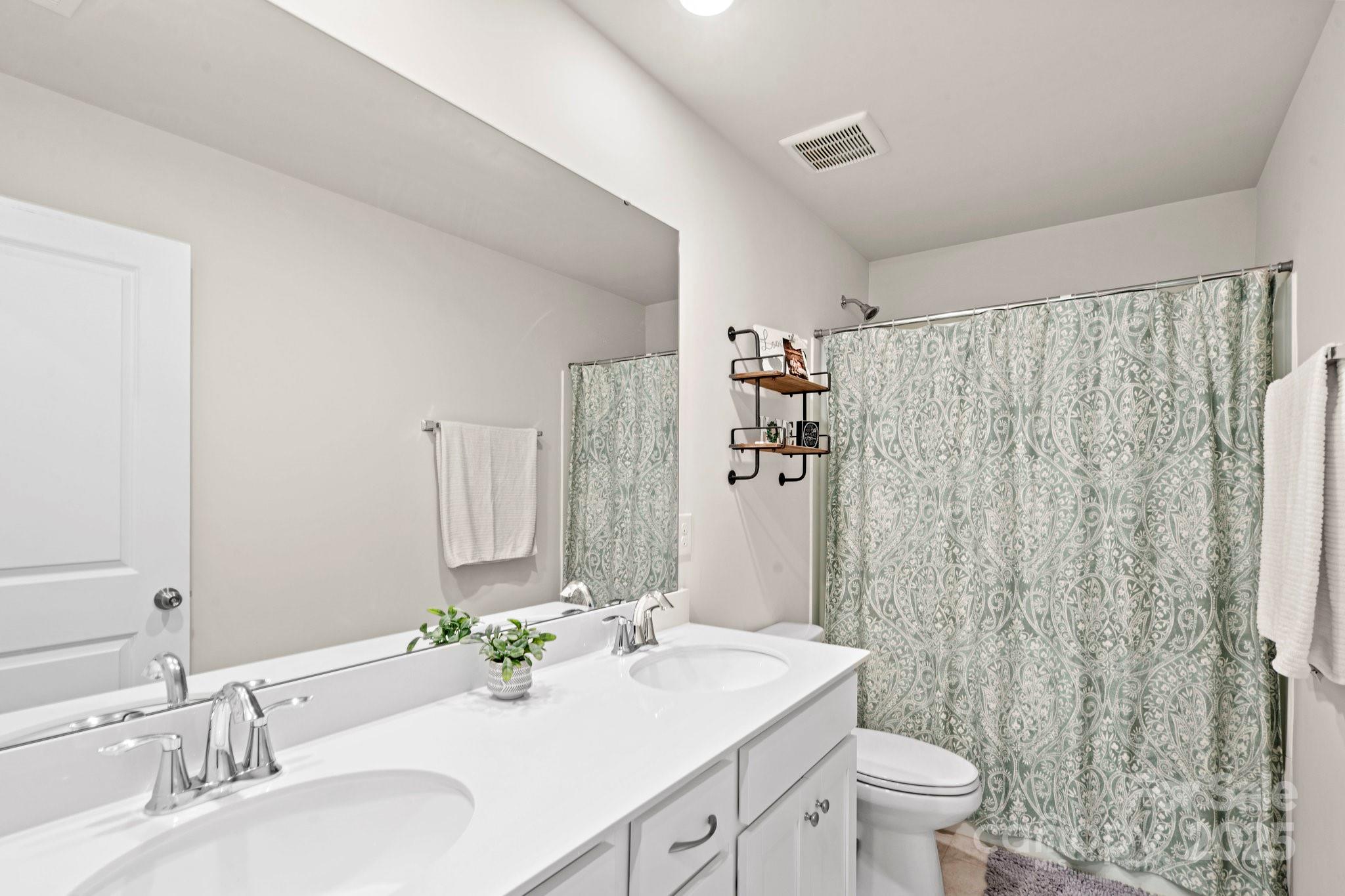 221 Tackle Box Drive