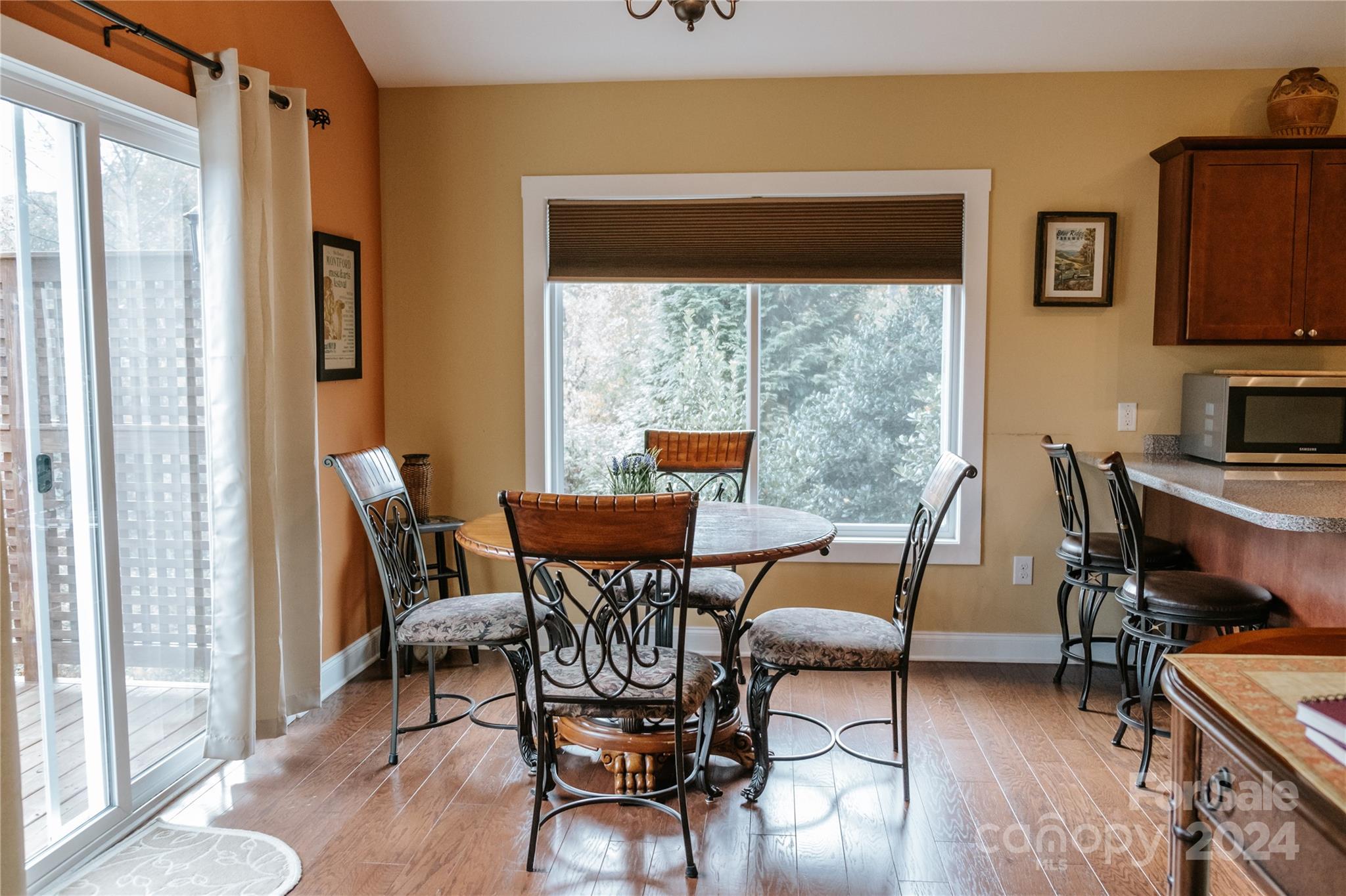 115 Upper Grove Lane