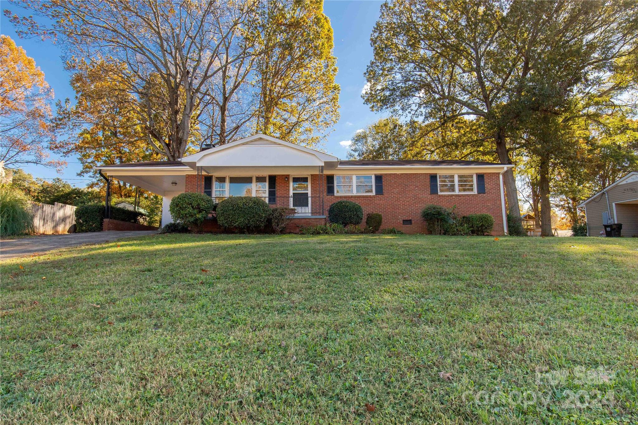 4236 Dawnwood Drive