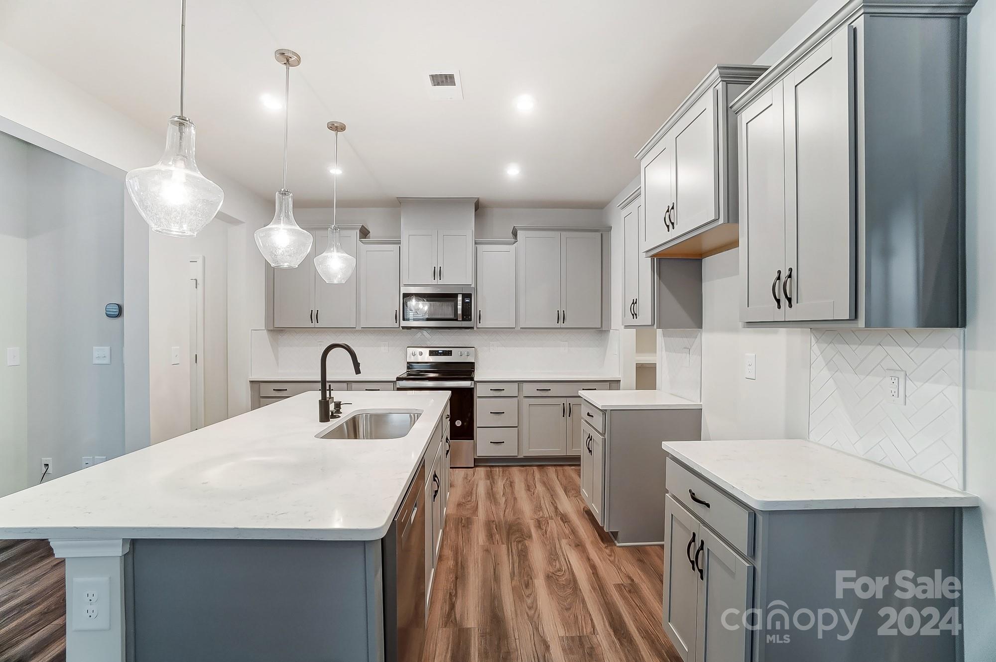 14854 Tamarack Drive