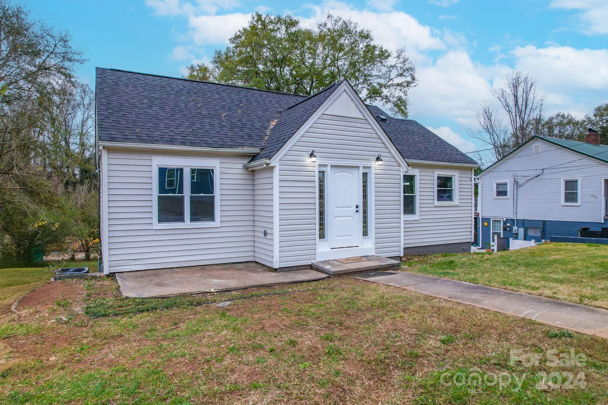 848 Churchill Drive