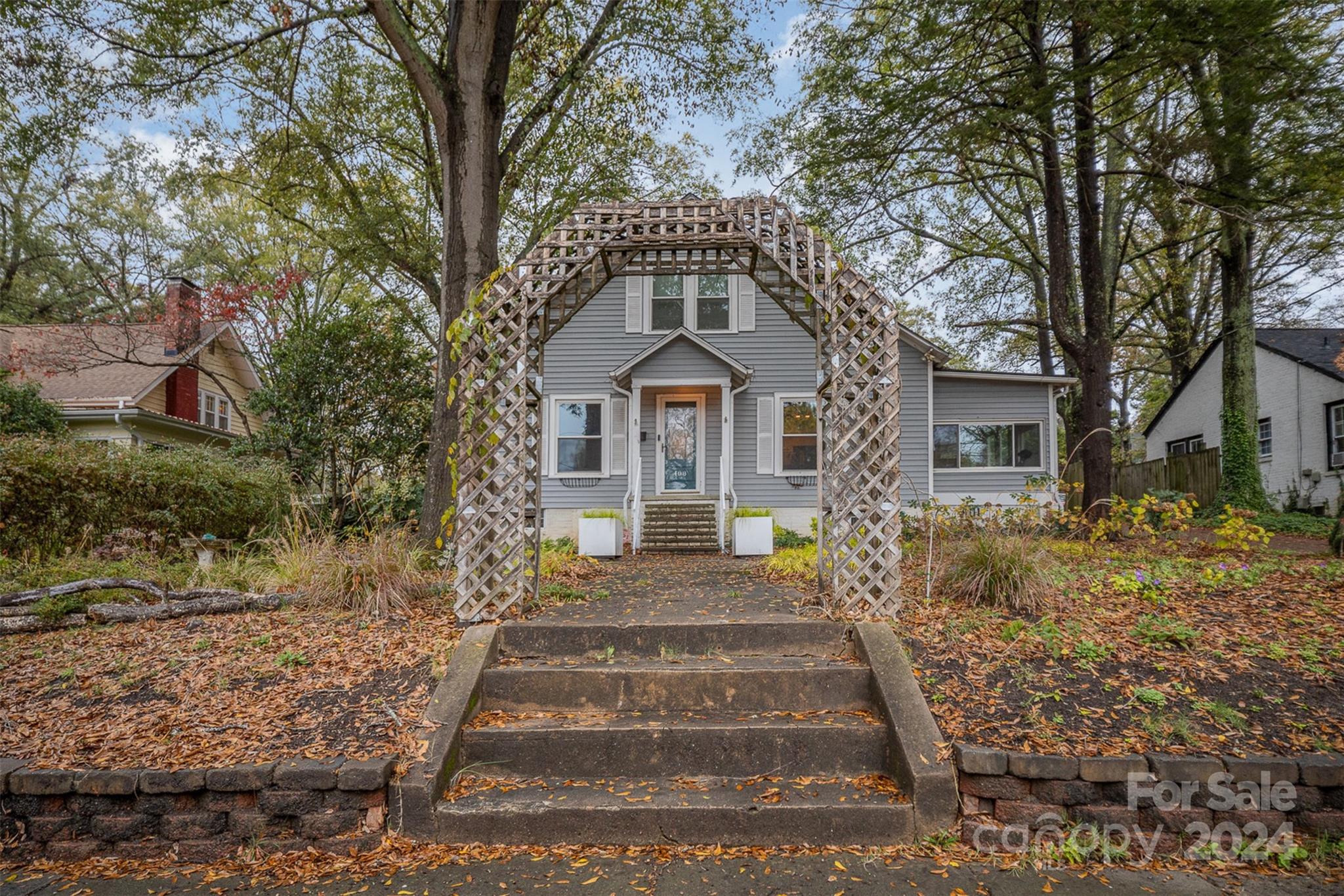 408 W 5th Avenue