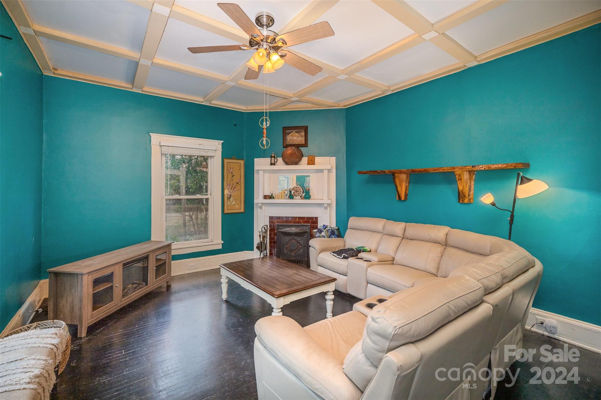 408 W 5th Avenue