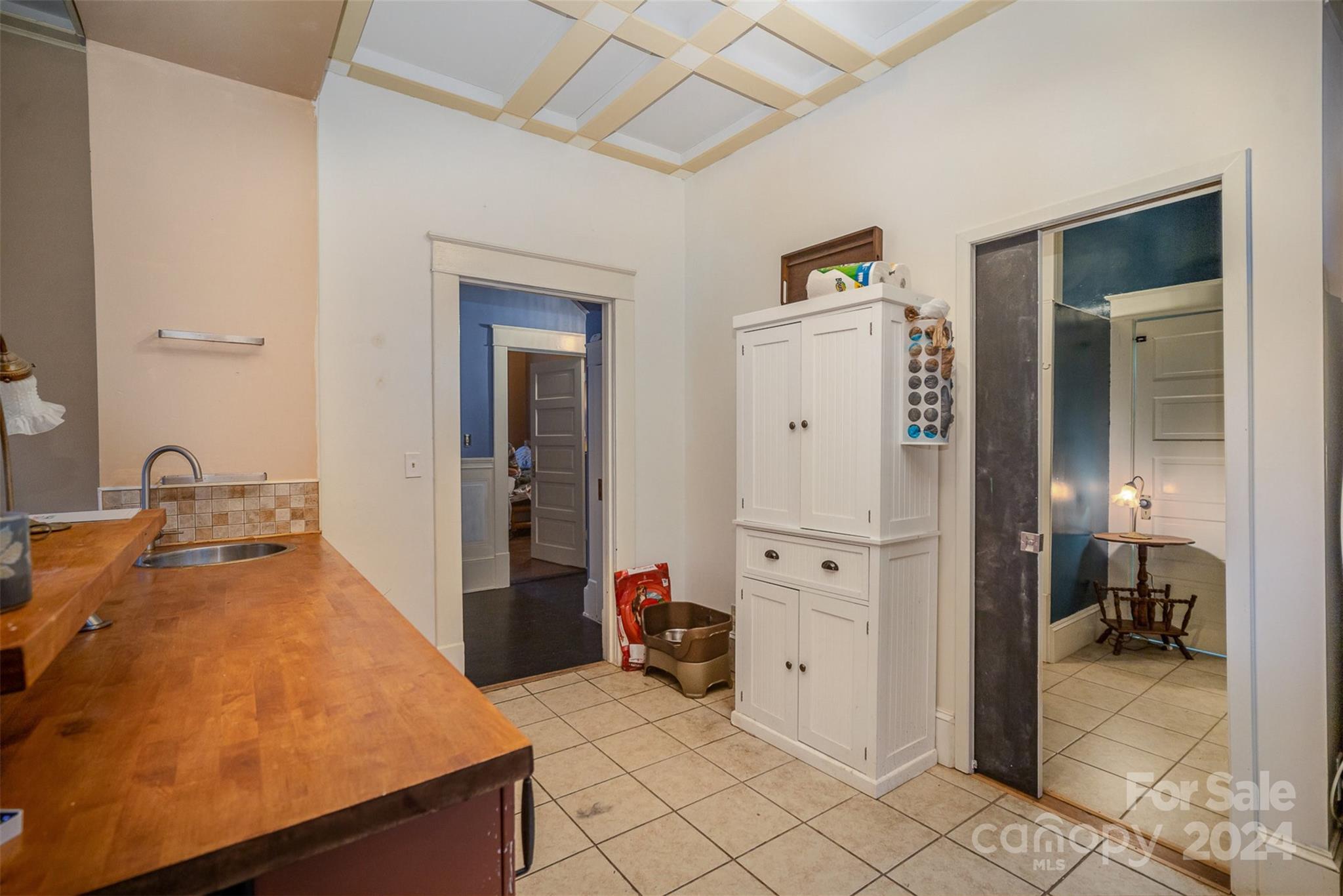 408 W 5th Avenue