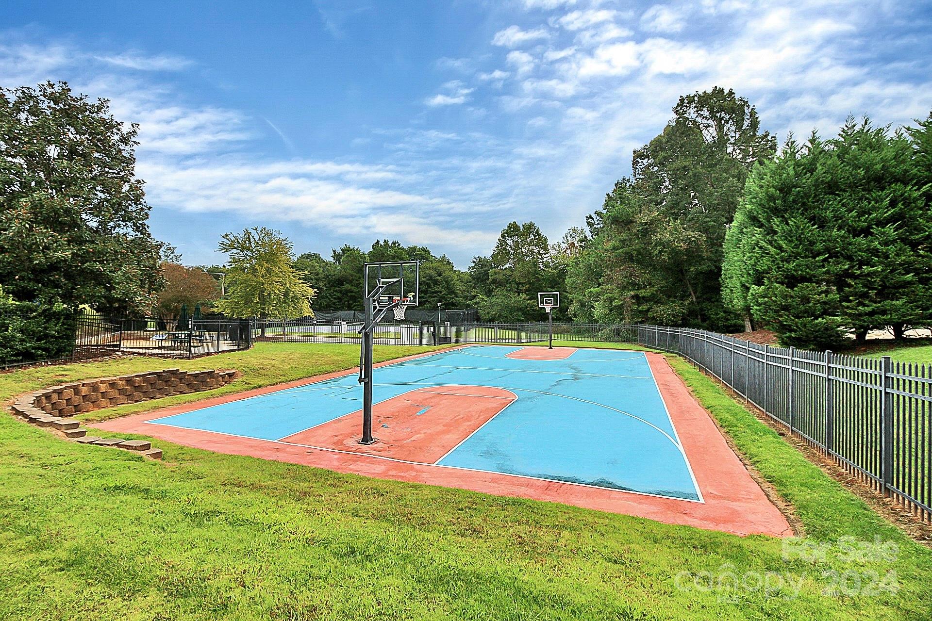 1282 BRANSON Road NW