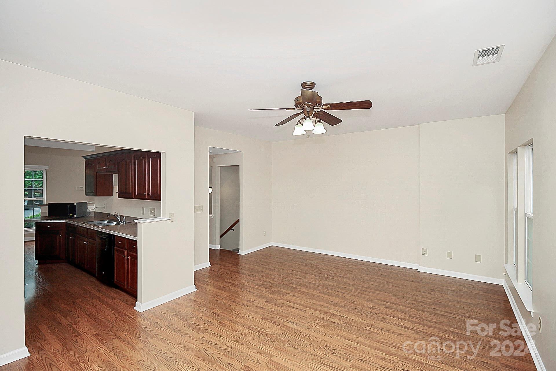 1282 BRANSON Road NW