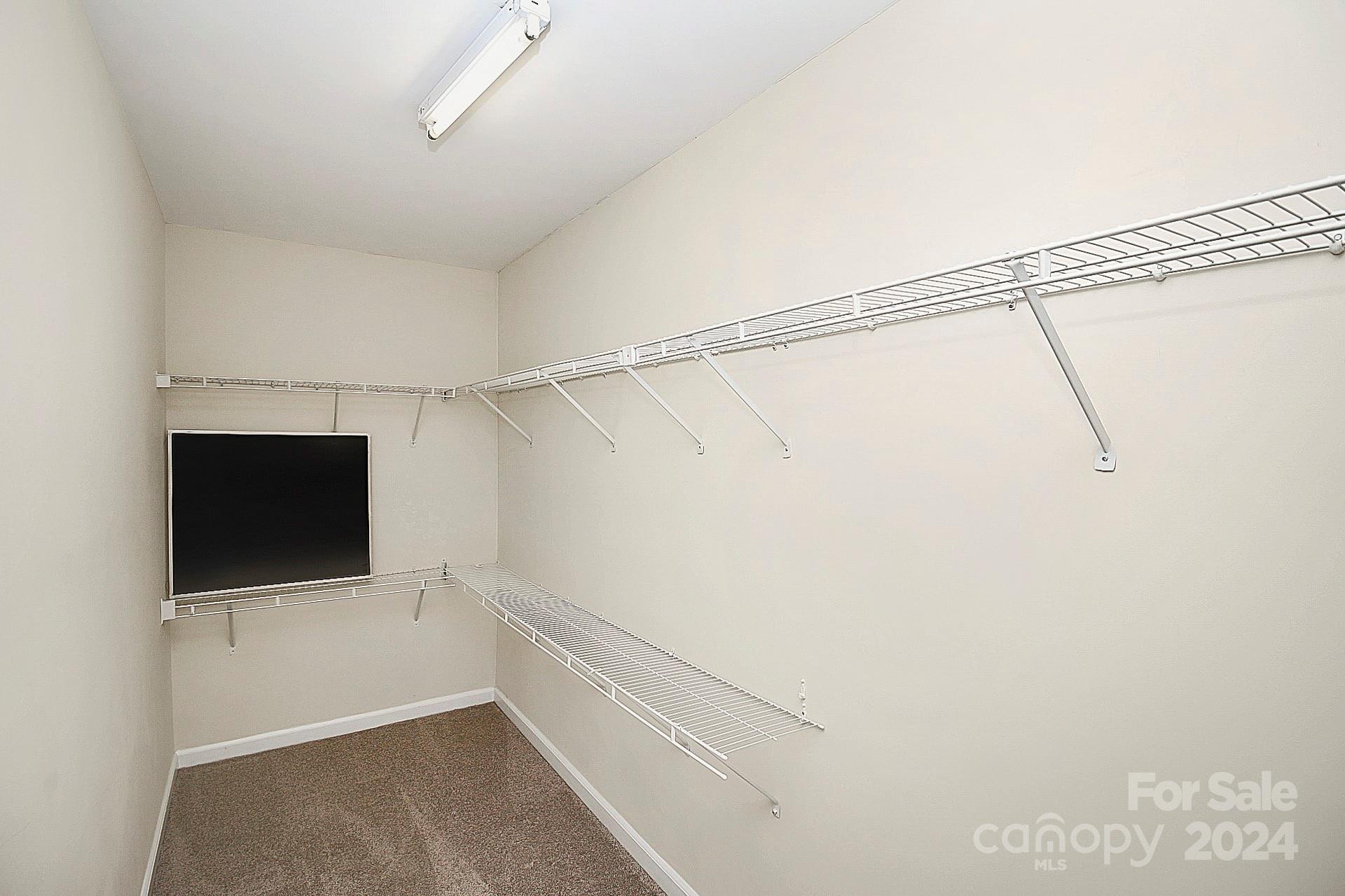 1282 BRANSON Road NW