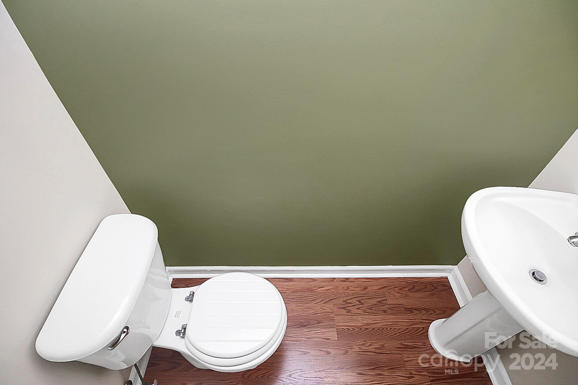 1282 BRANSON Road NW