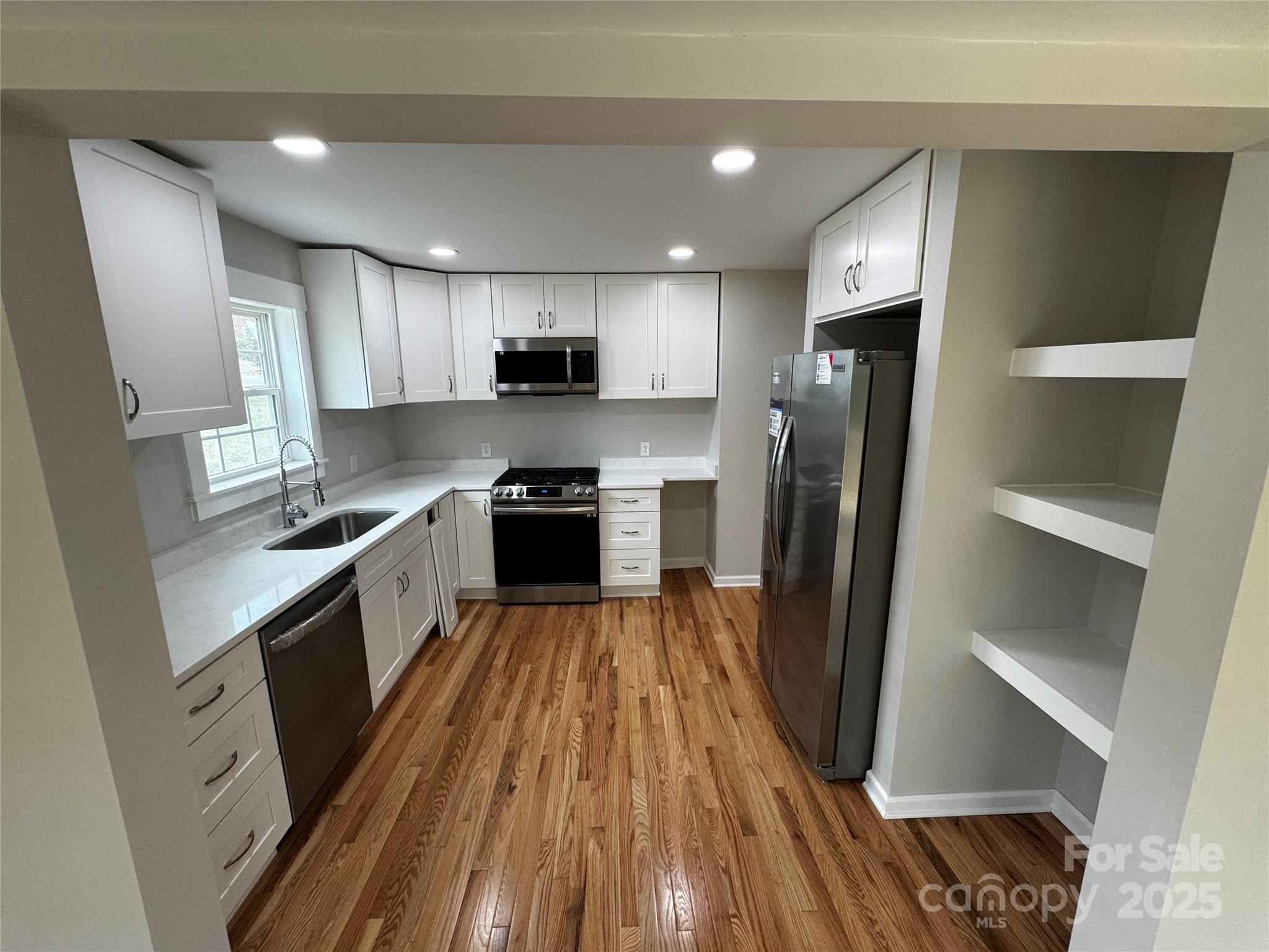112 Mccray Avenue