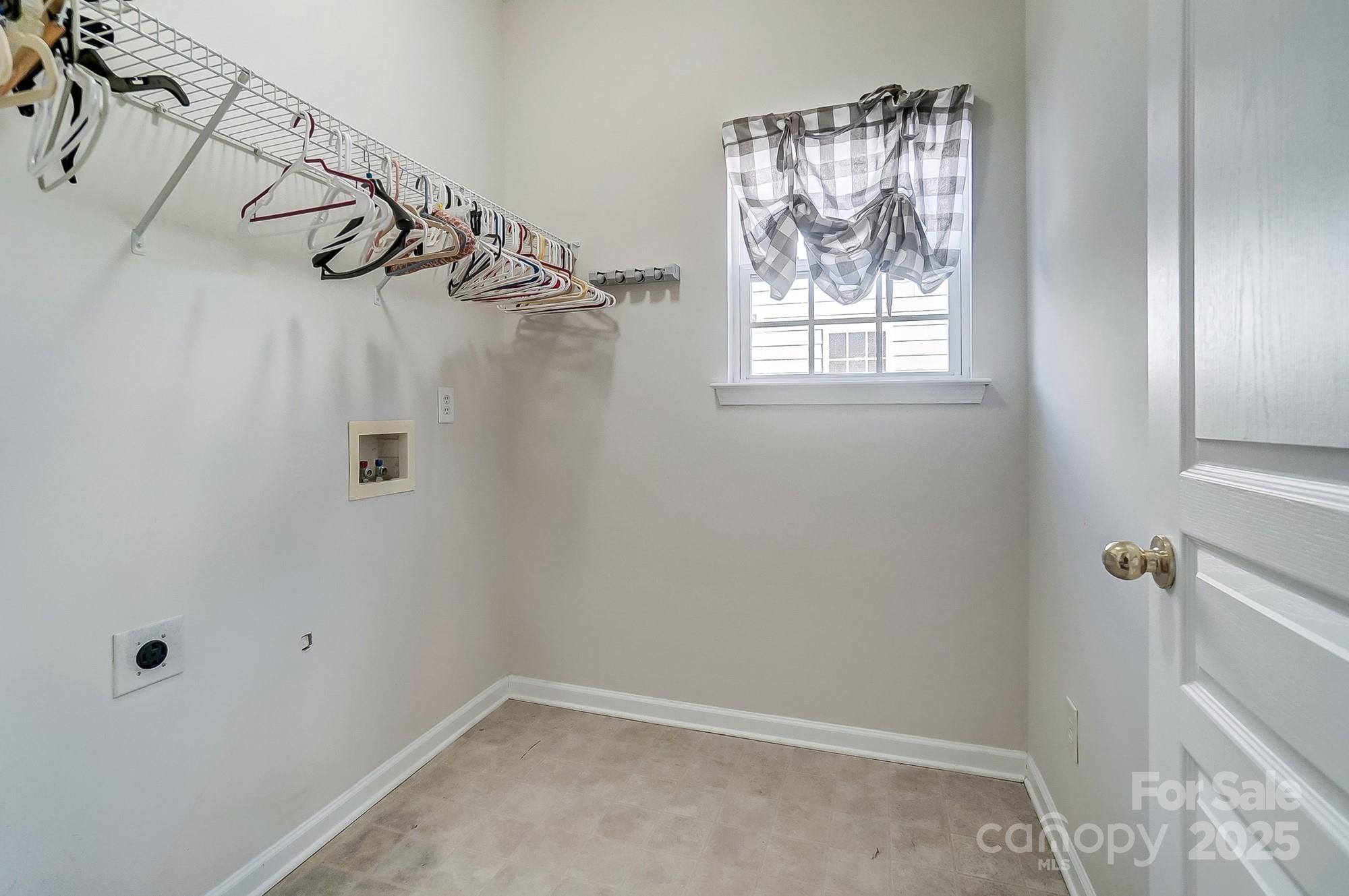 2049 Stoney Point Circle