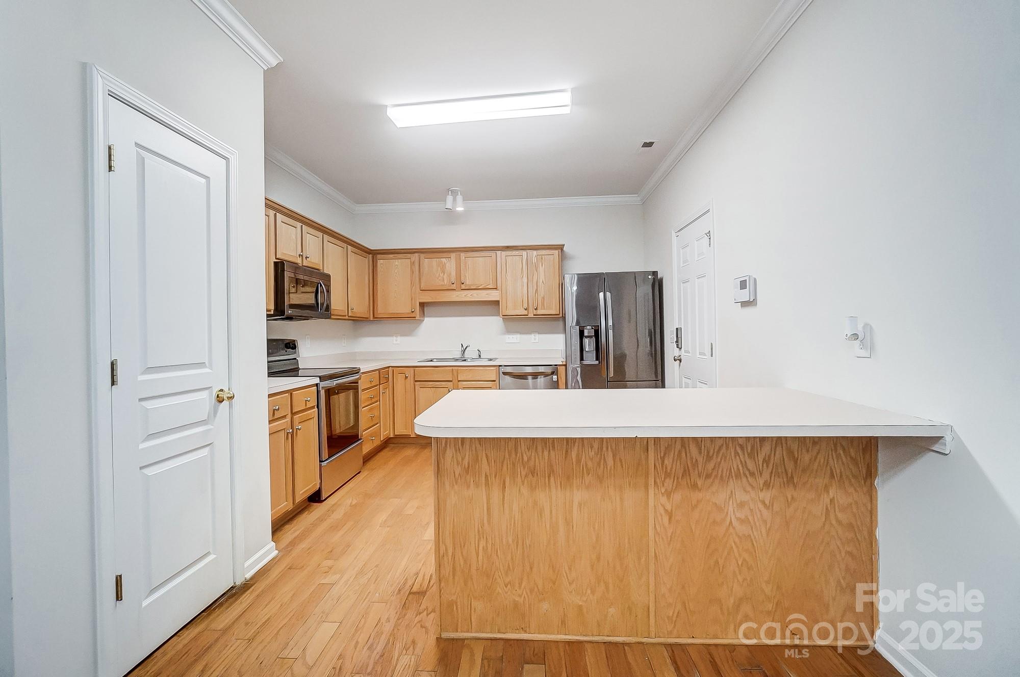 2049 Stoney Point Circle