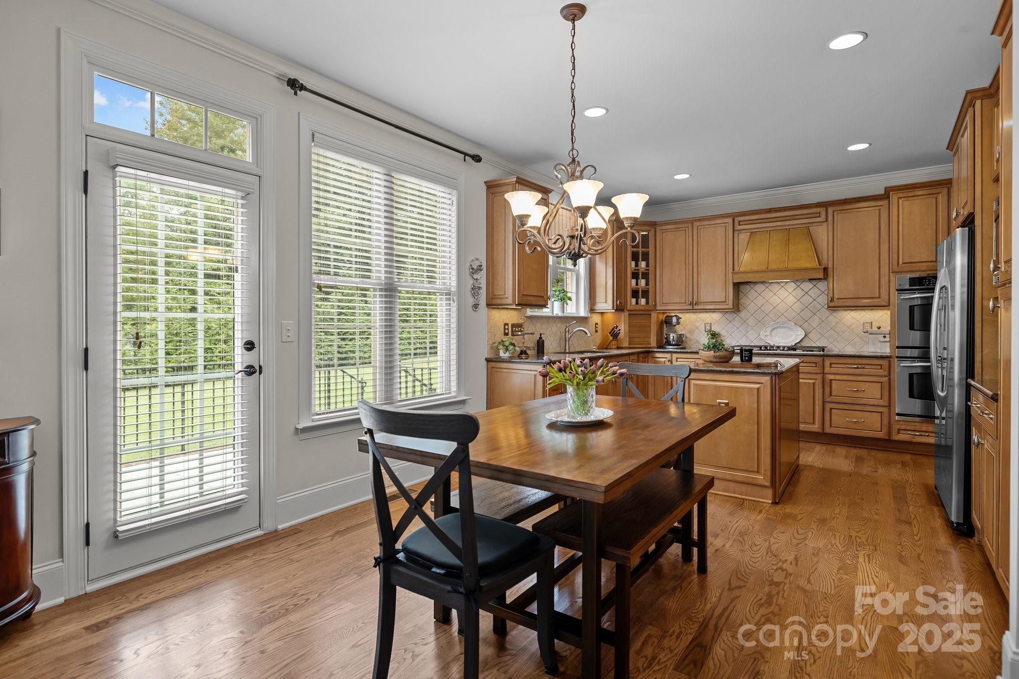 10418 Annie Oakley Lane