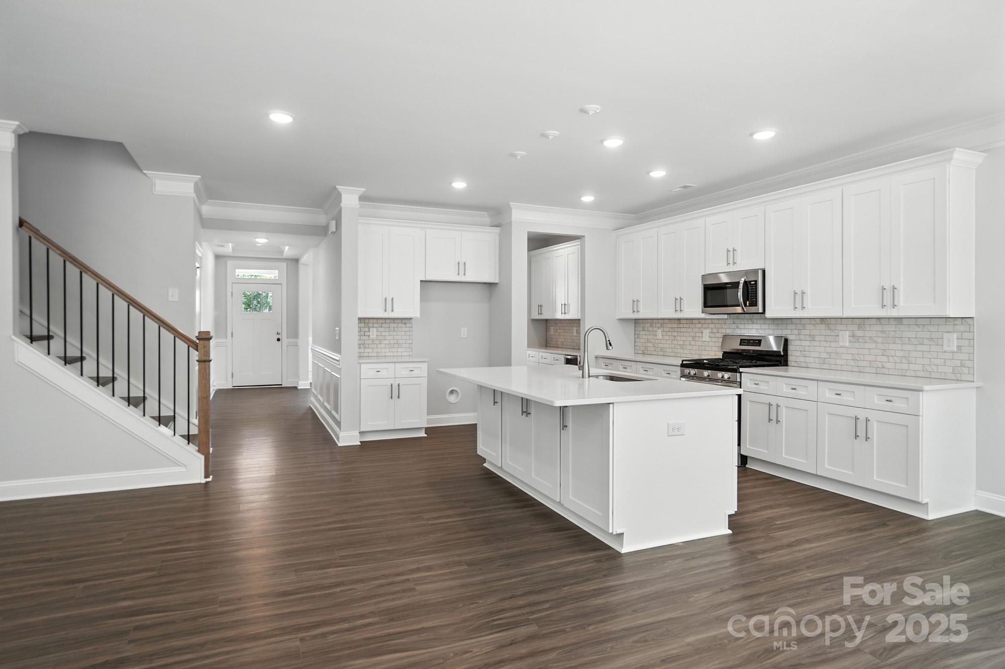 5124 Heathland Drive