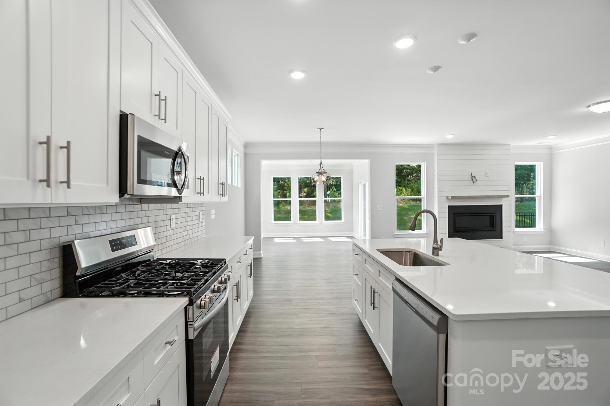 5124 Heathland Drive