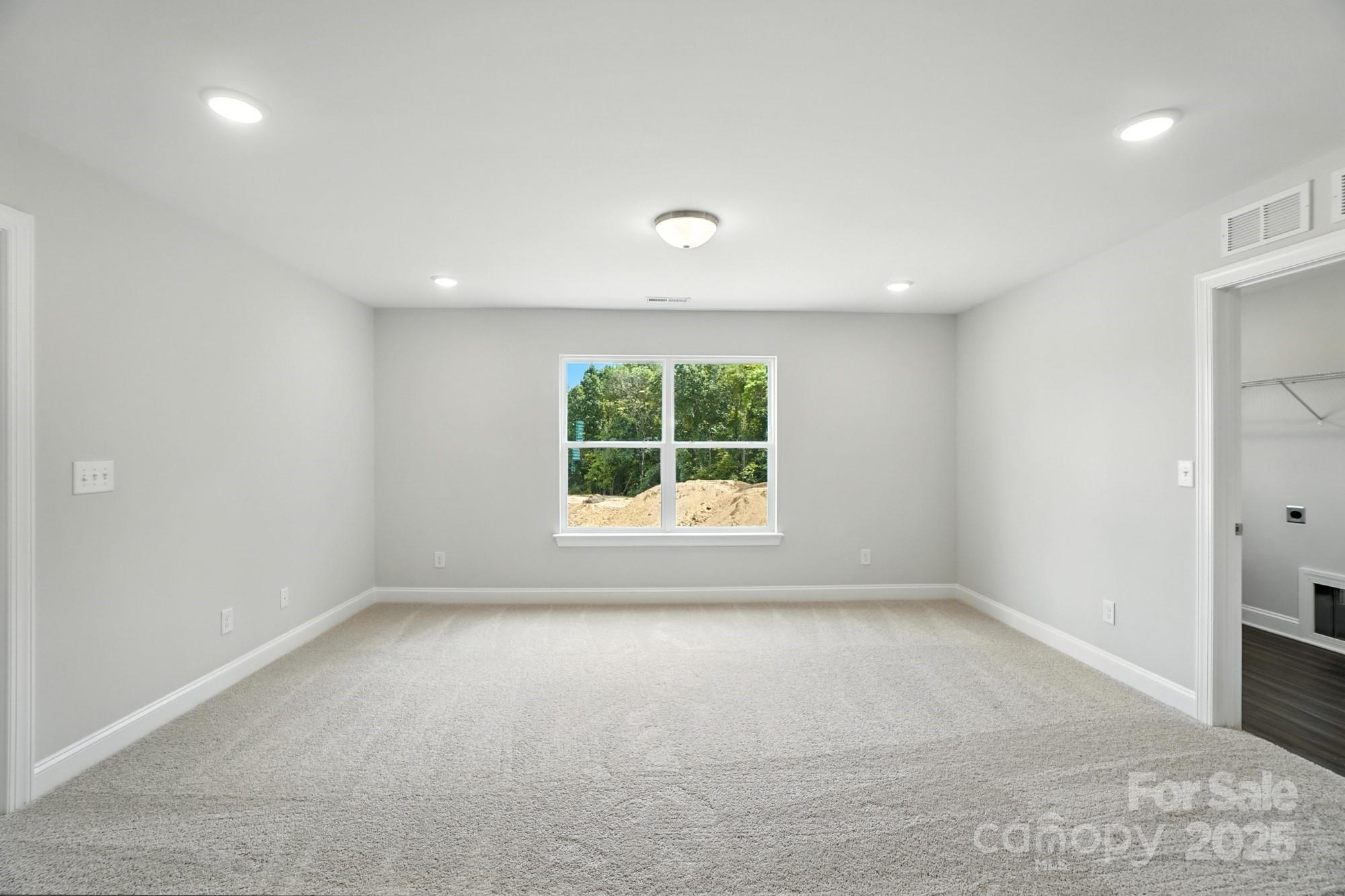 5124 Heathland Drive
