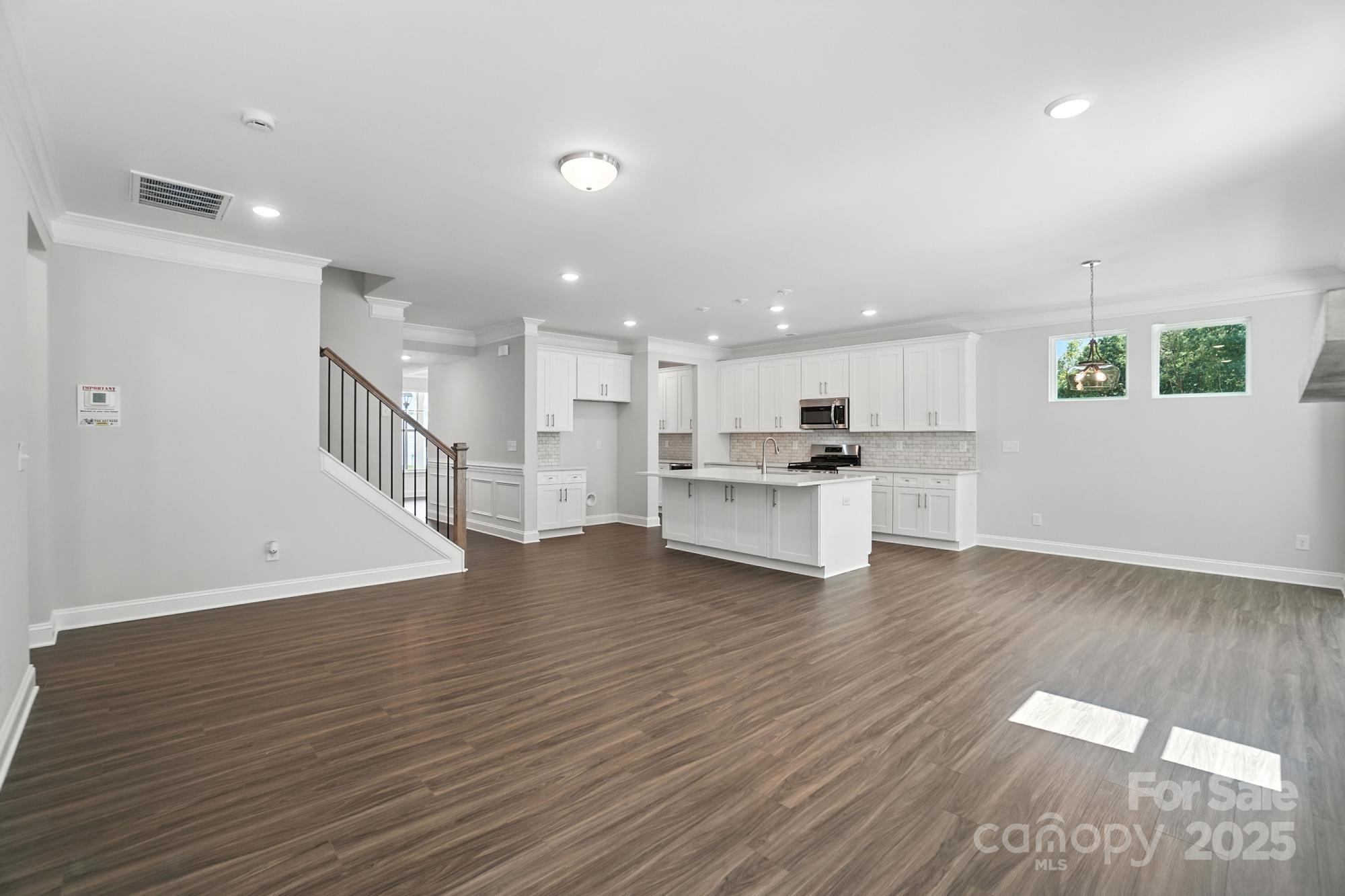 5124 Heathland Drive