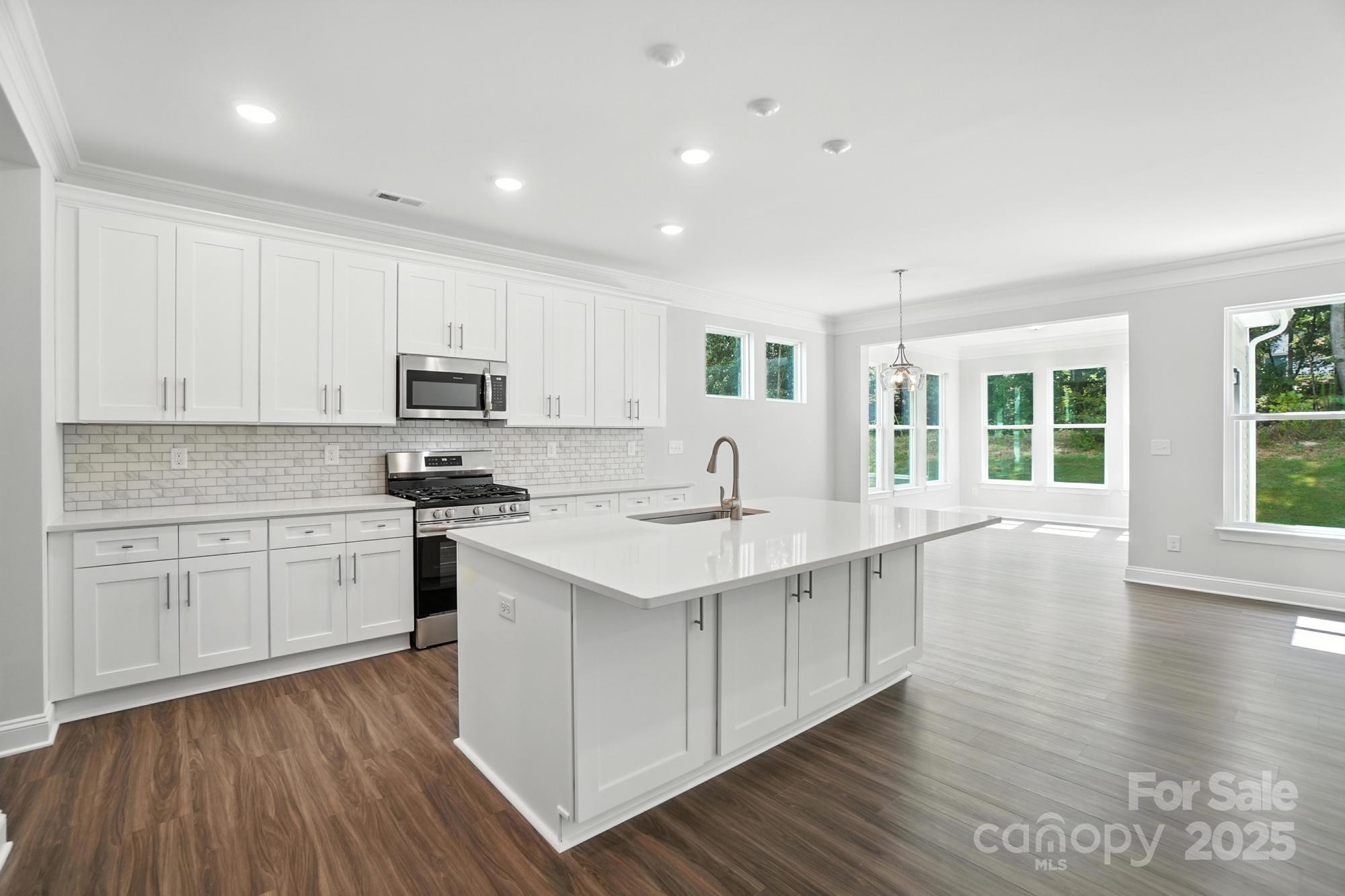 5124 Heathland Drive