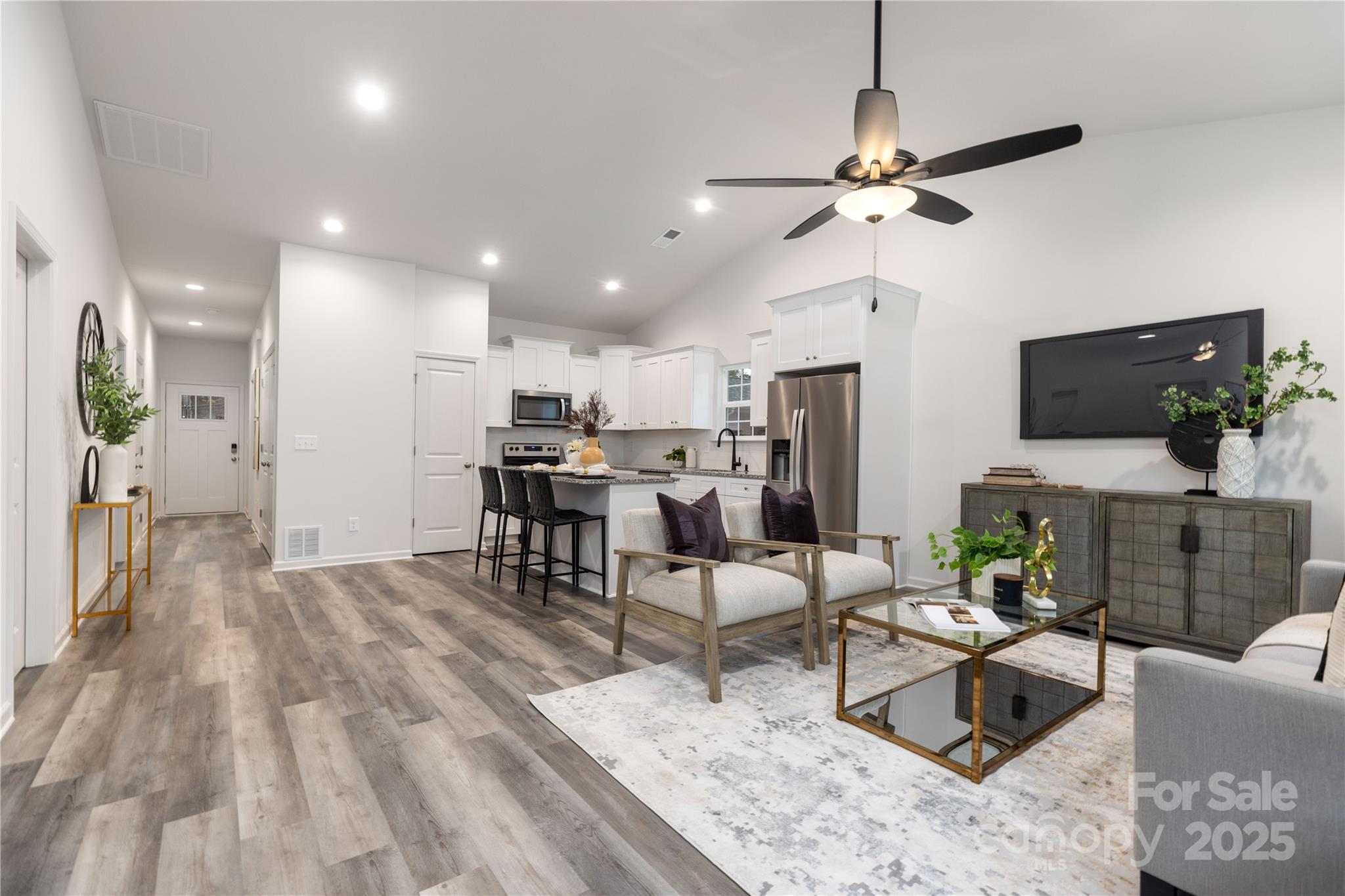 5517 Skycrest Drive