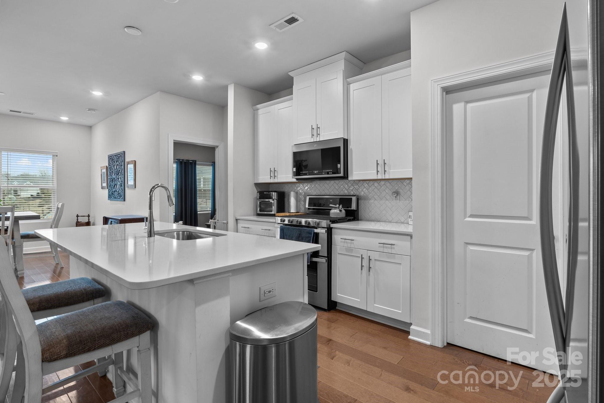 8932 Pennegrove Circle