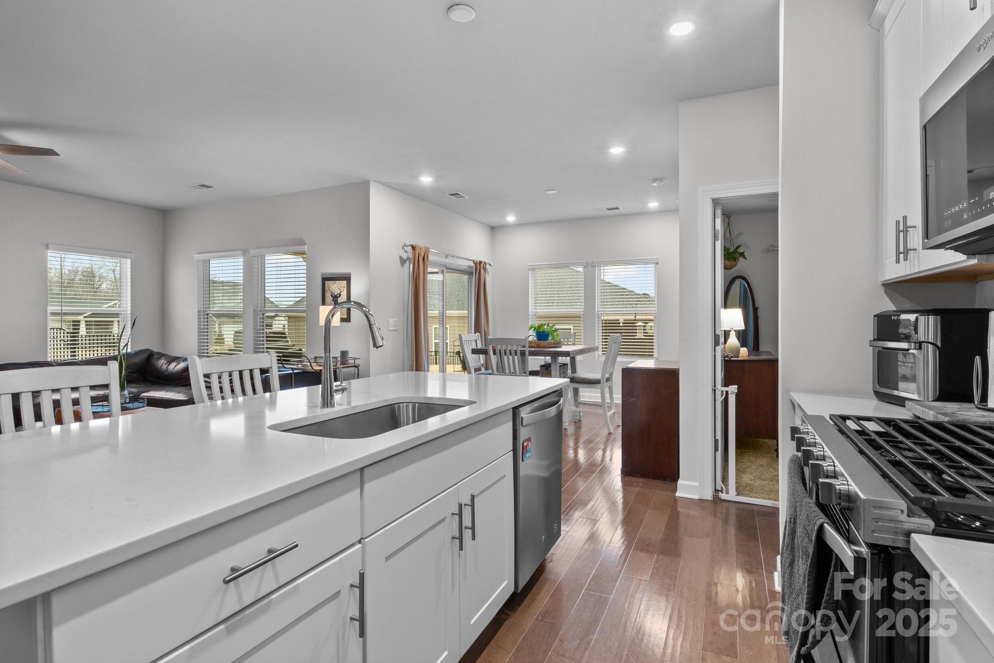 8932 Pennegrove Circle