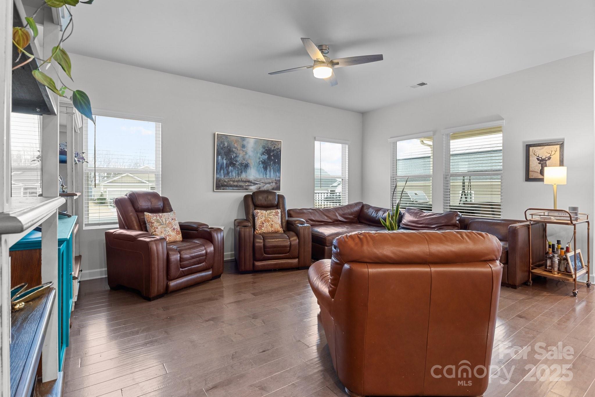 8932 Pennegrove Circle