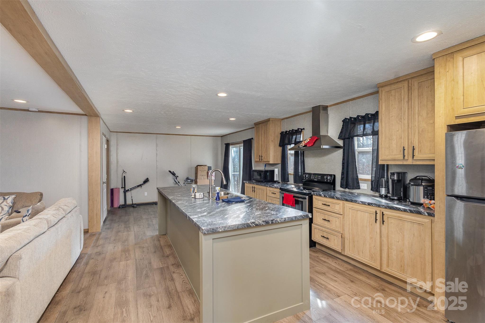 616 Lhasa Apso Lane