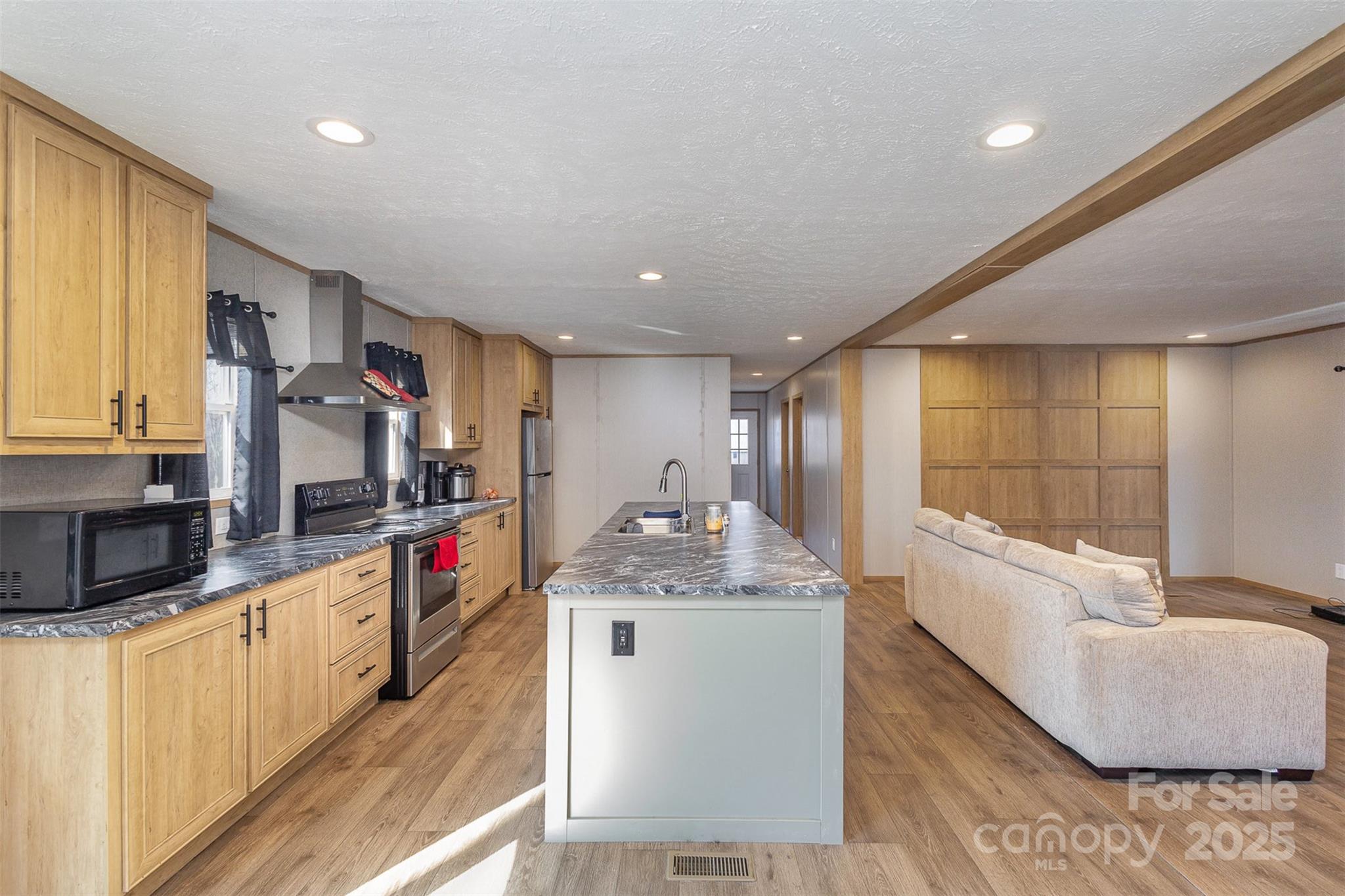 616 Lhasa Apso Lane