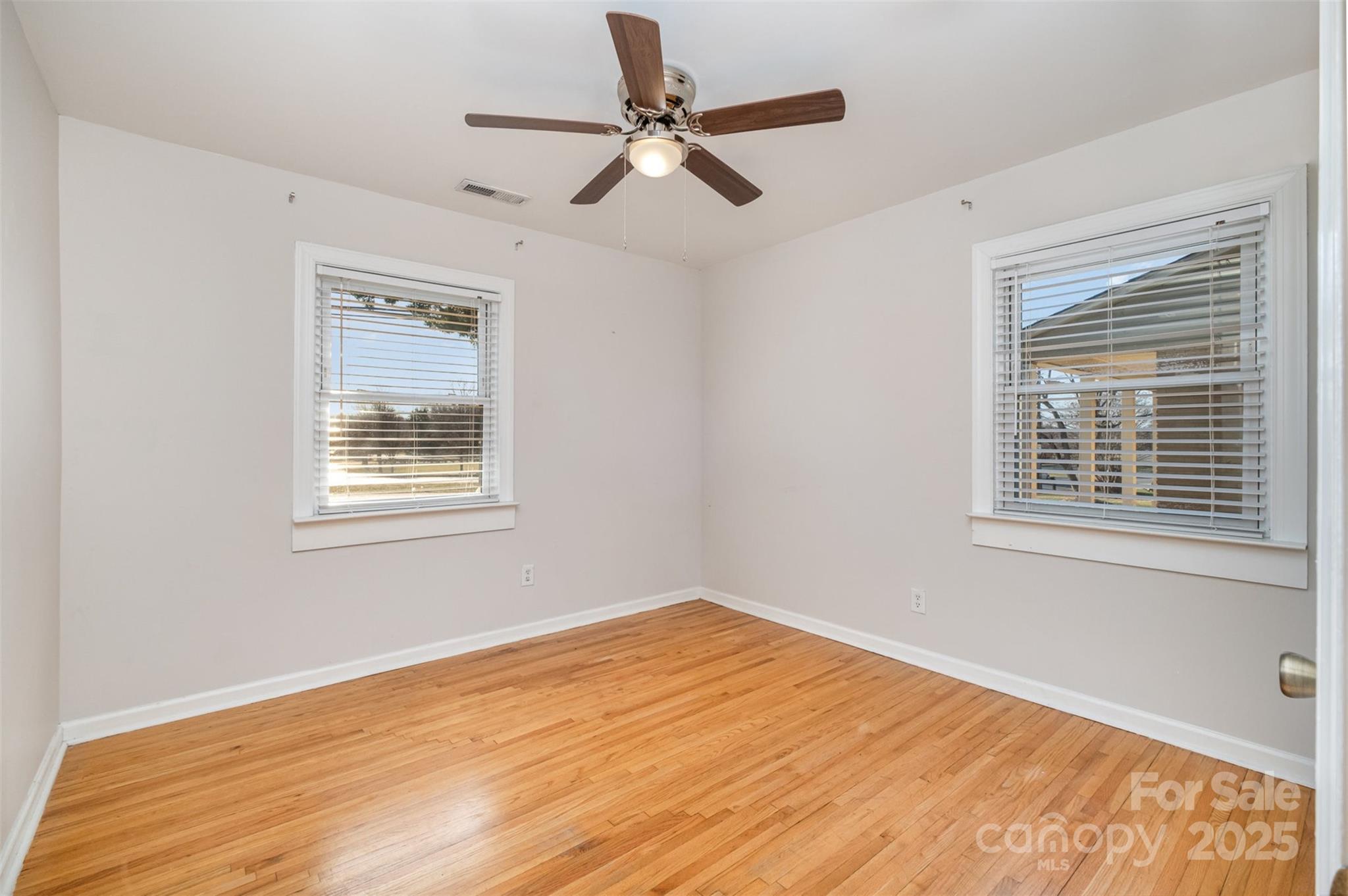 2016 W Arrowood Road