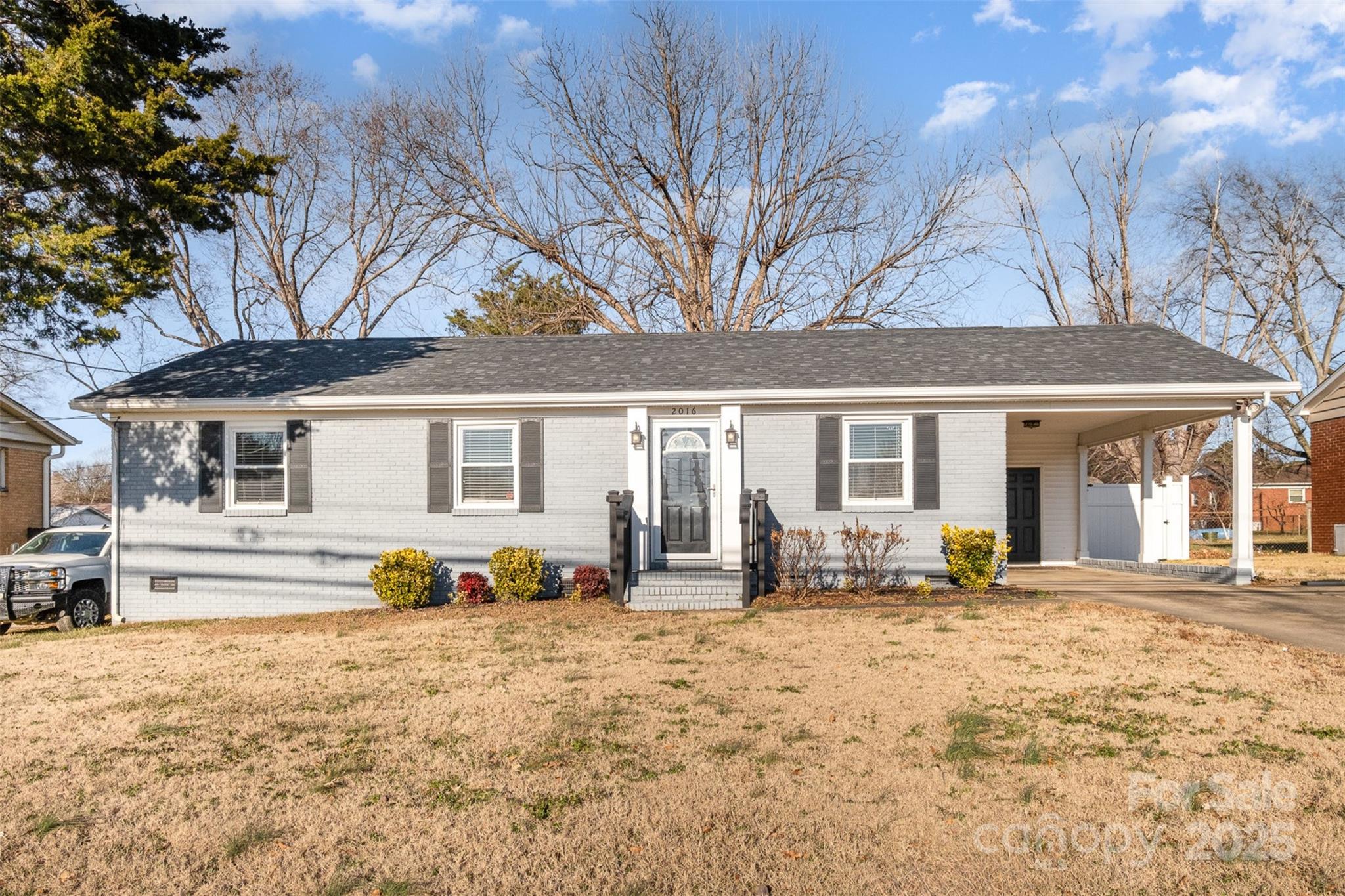 2016 W Arrowood Road