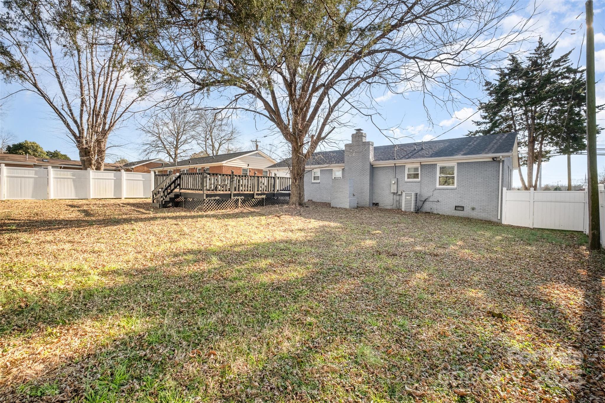 2016 W Arrowood Road