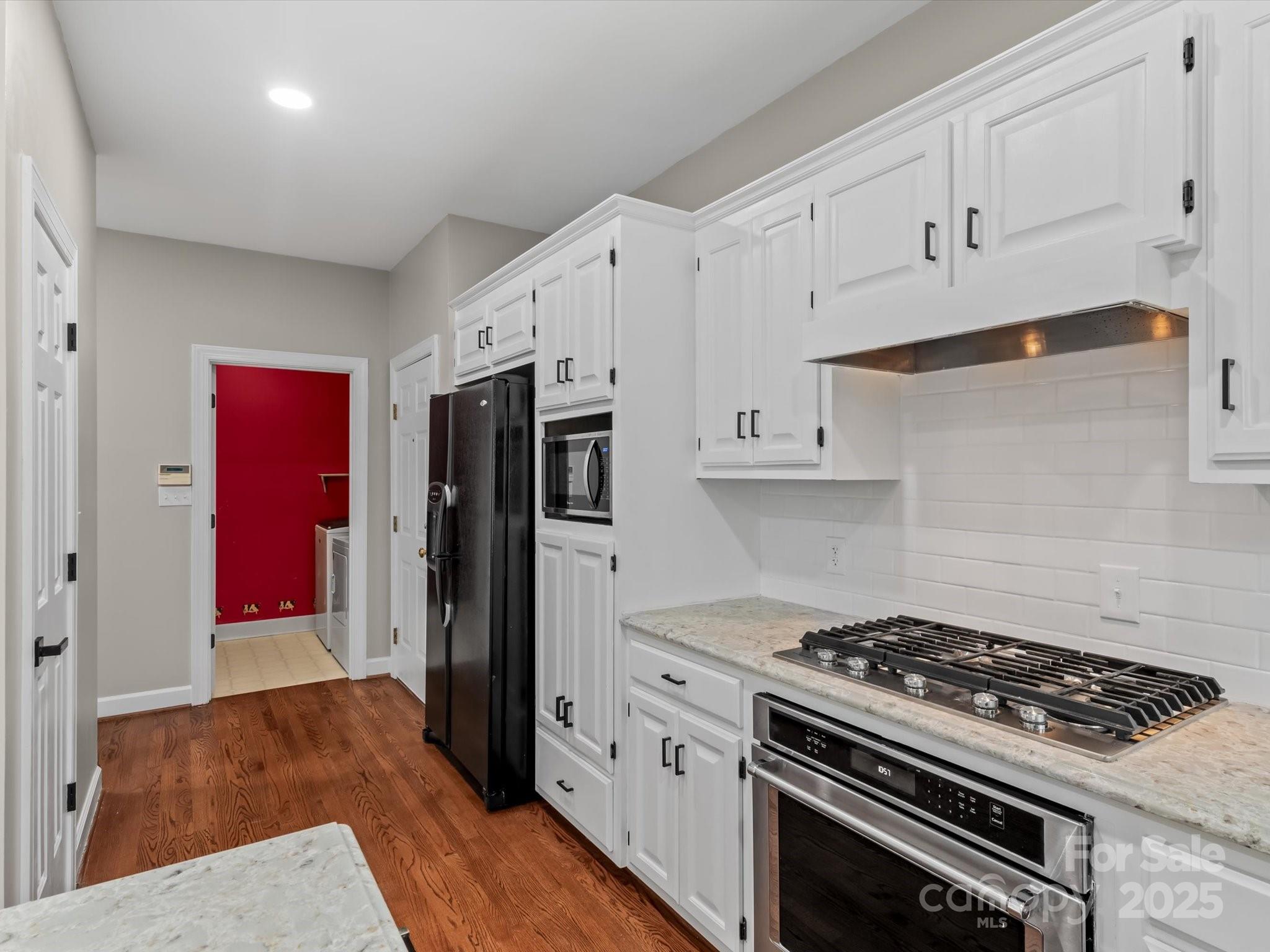 5972 Rathlin Court NW