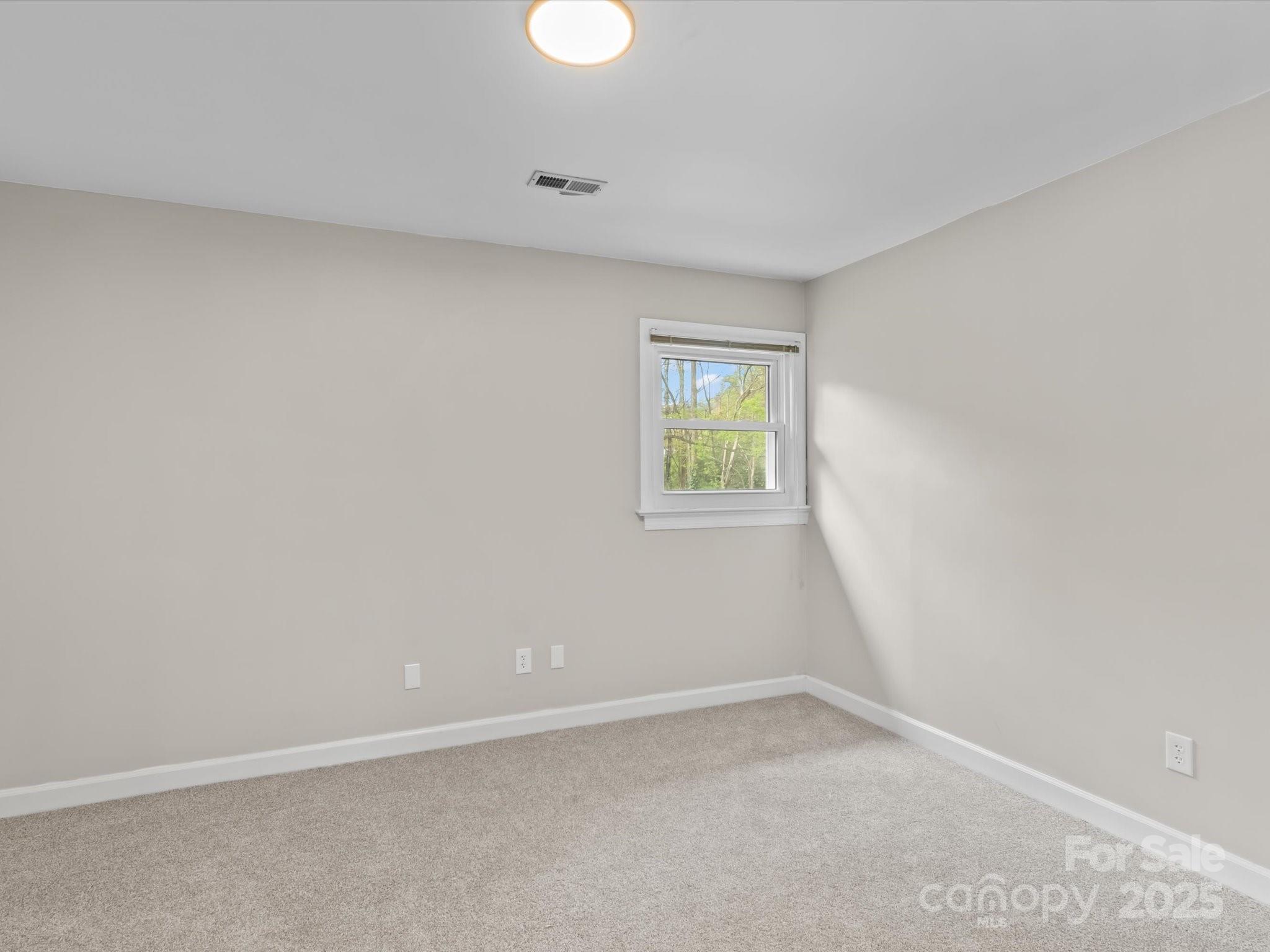 5972 Rathlin Court NW