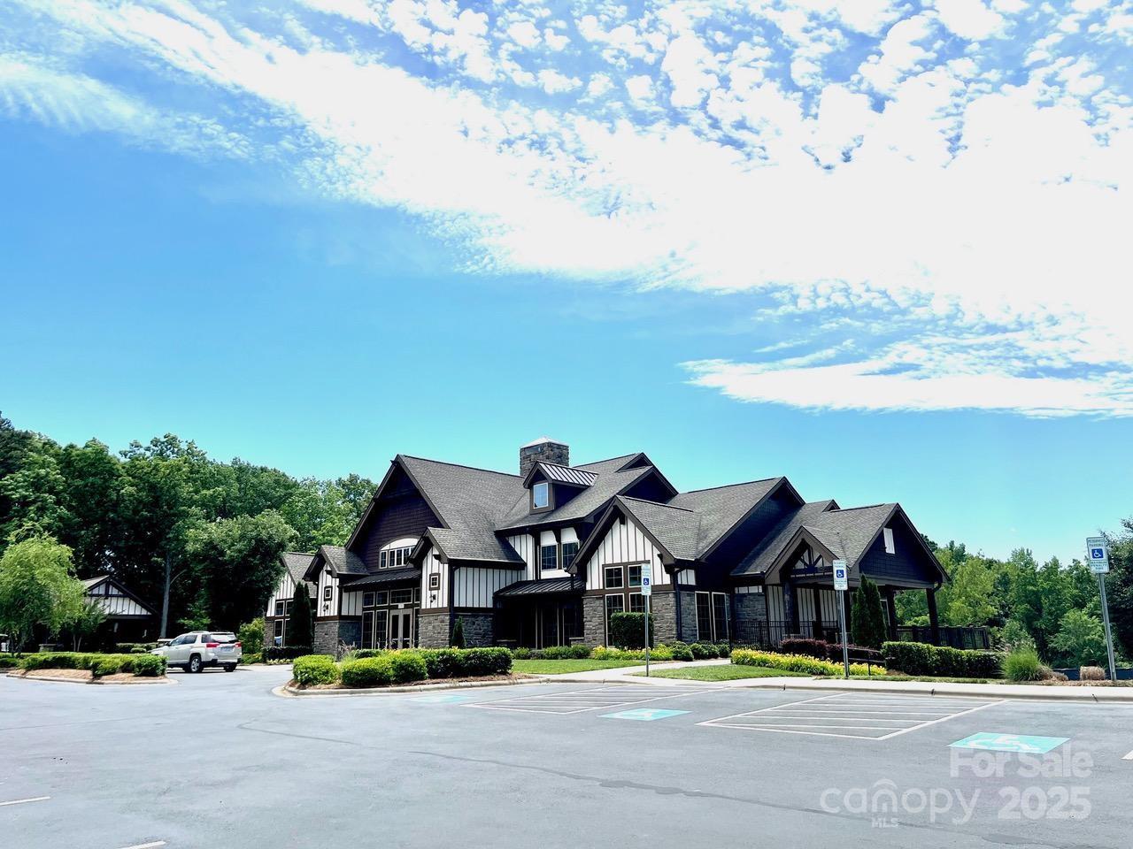 1605 Appledale Court Unit: 116