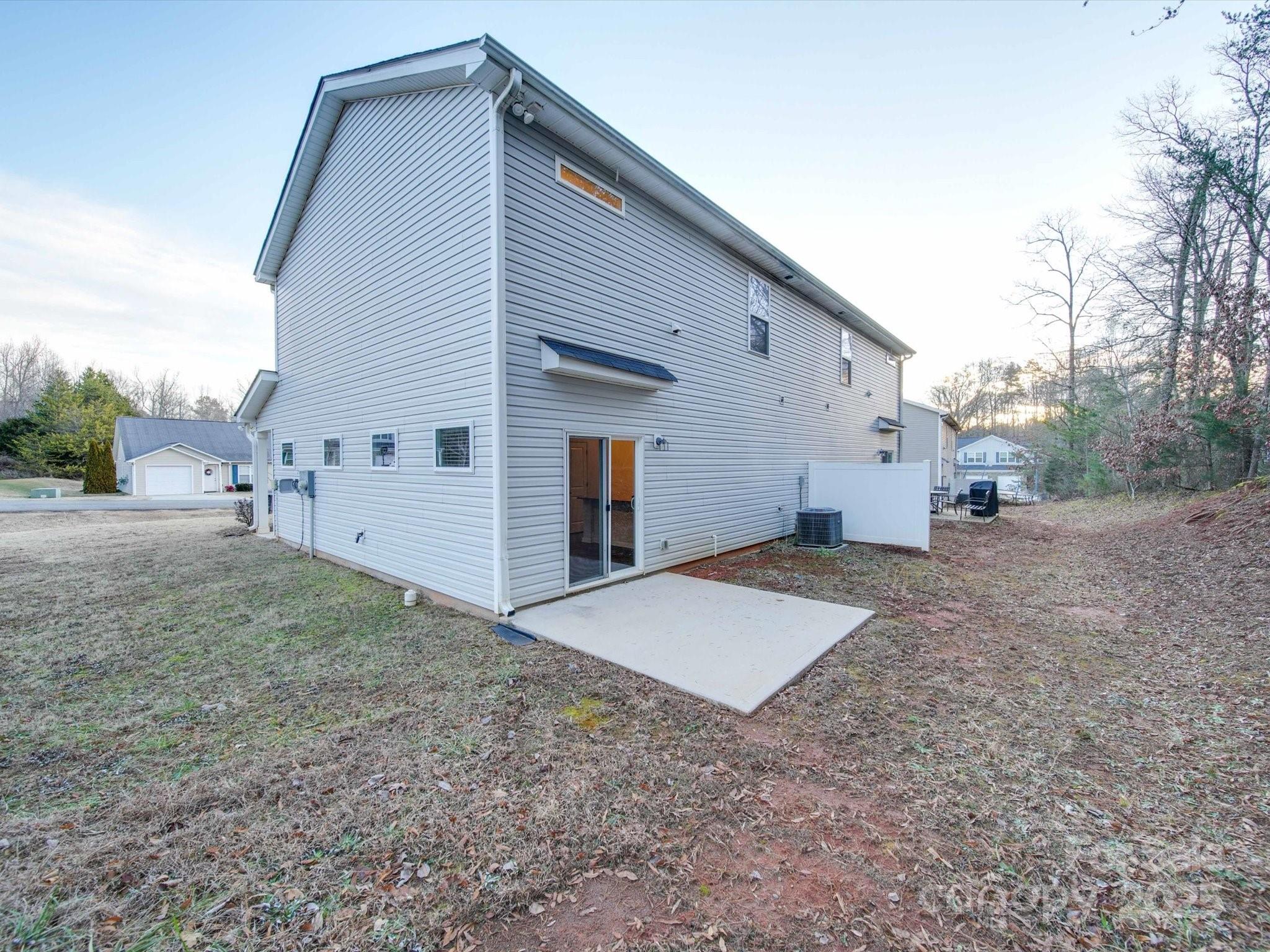 1033 Cedar Village Trail